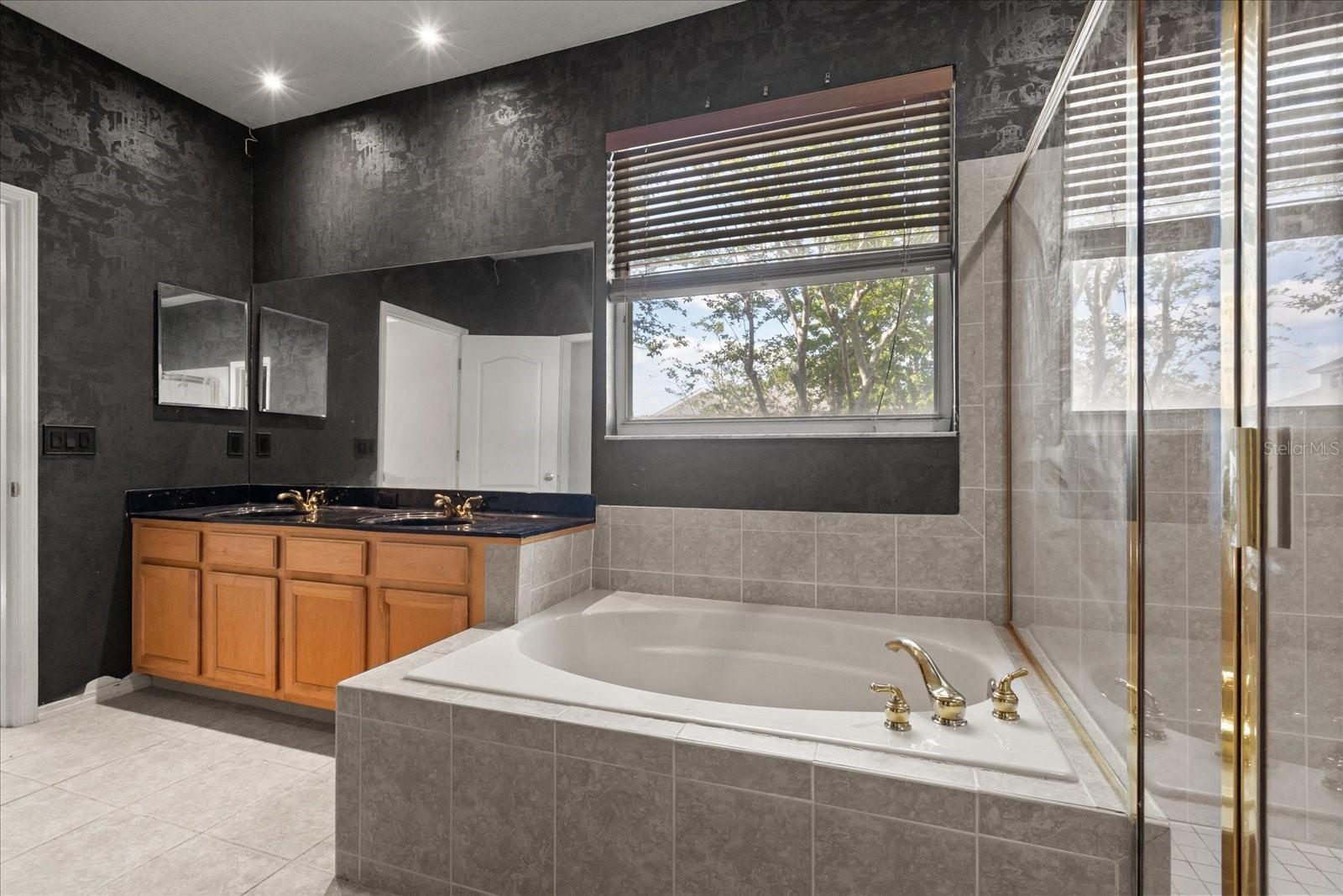 WATERFORD LAKES TR N23B - Residential