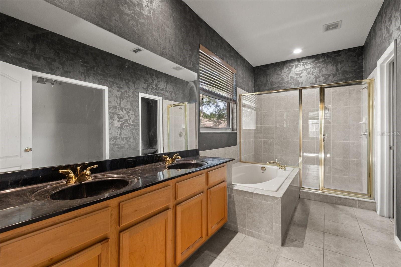 WATERFORD LAKES TR N23B - Residential