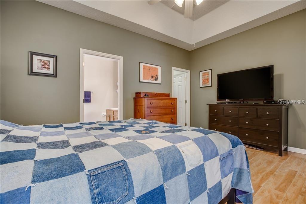 ALOMA WOODS - Residential