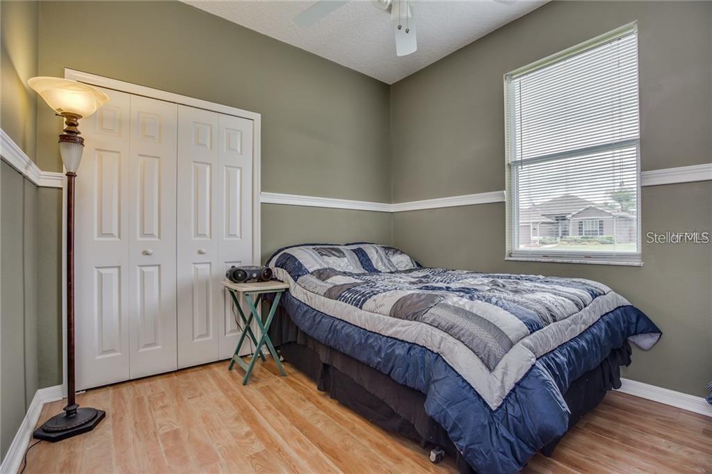 ALOMA WOODS - Residential