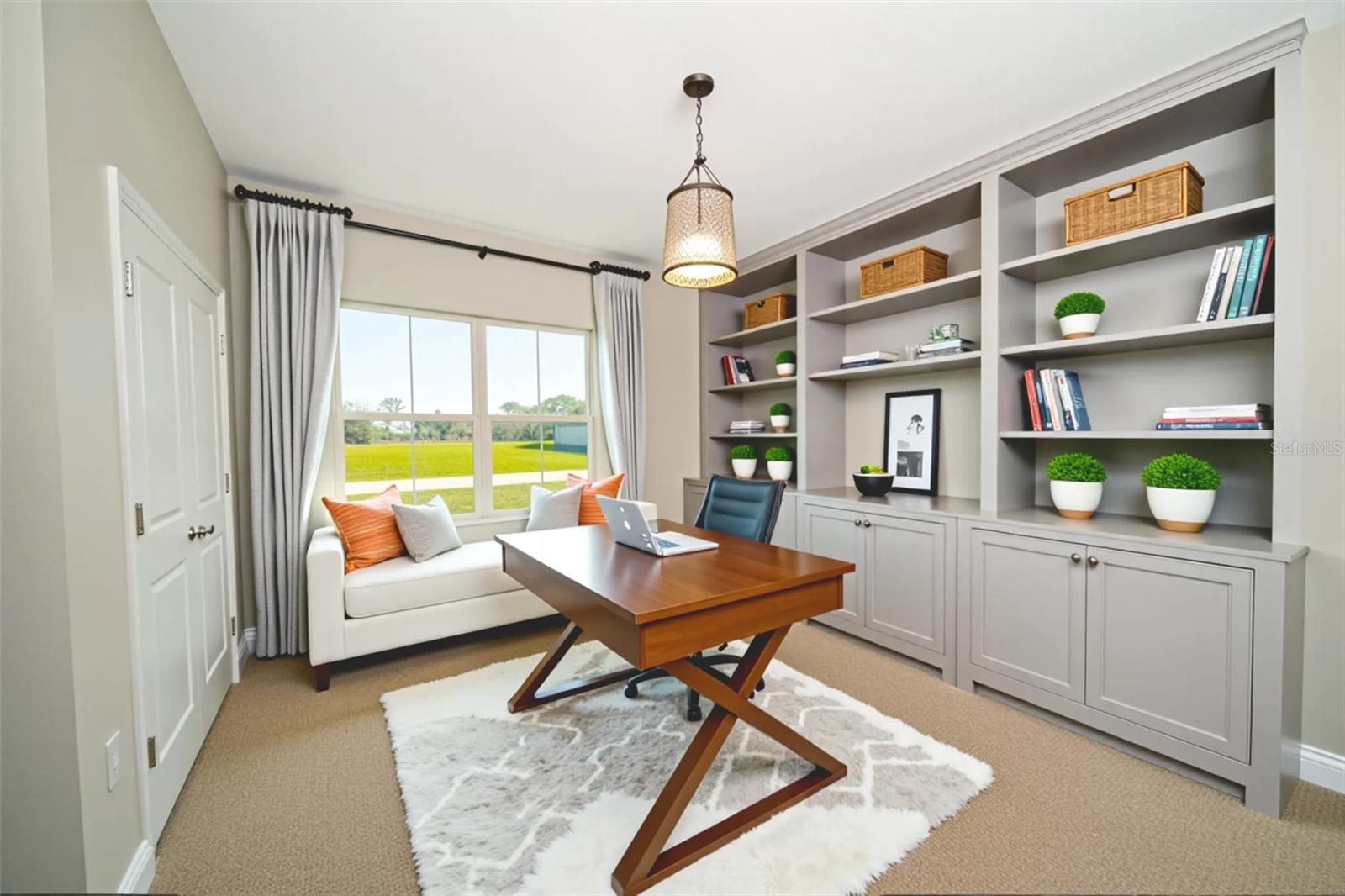 SUN N LAKE - Residential