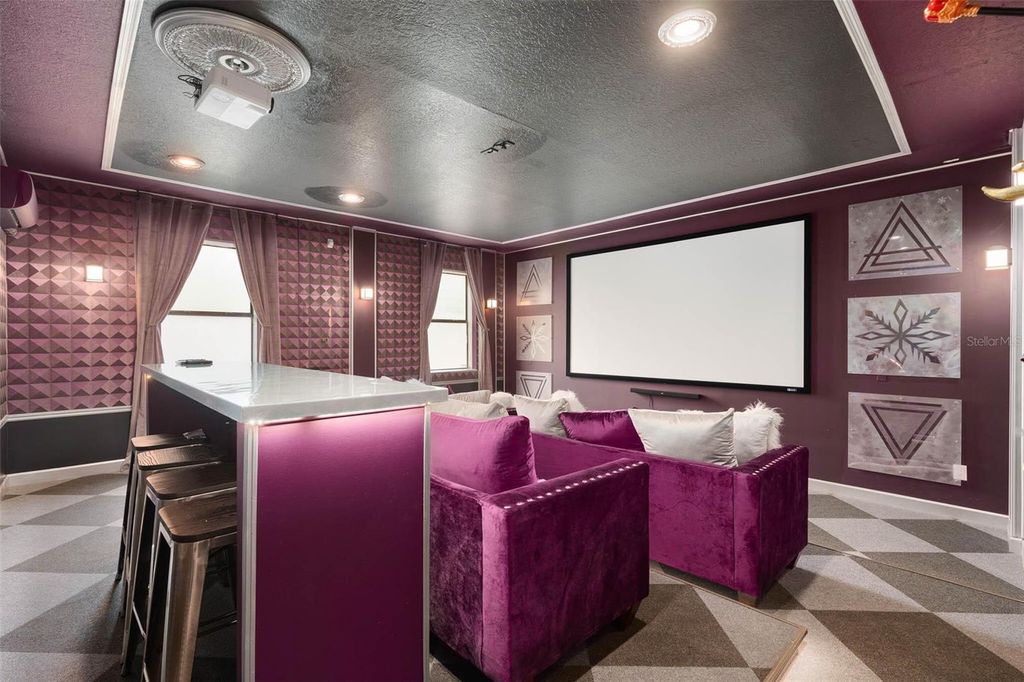 Photo of 1403 Moon Valley Drive, Davenport, FL 33896 (MLS # O6334191)