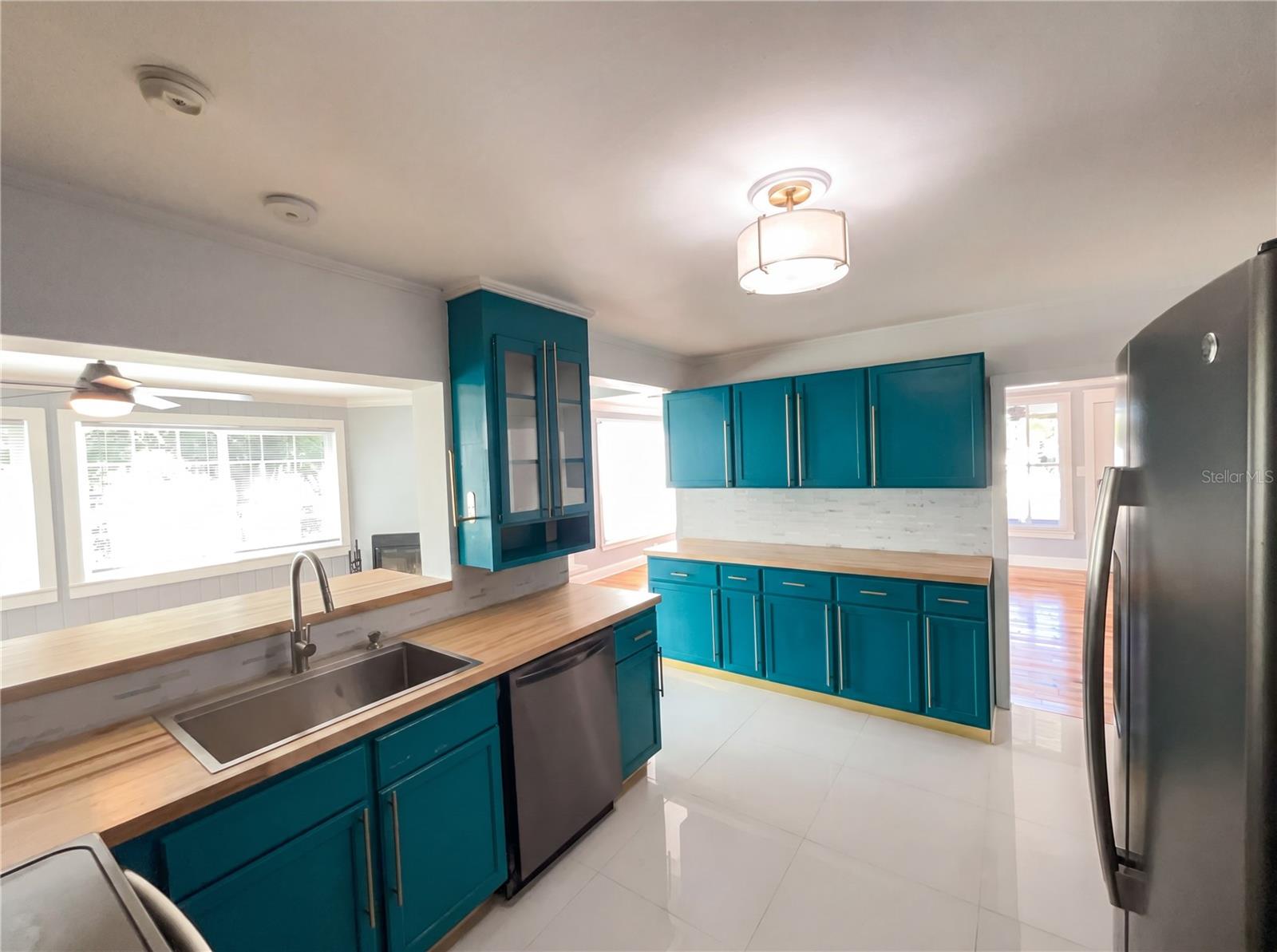 CAPE BREEZE - Residential