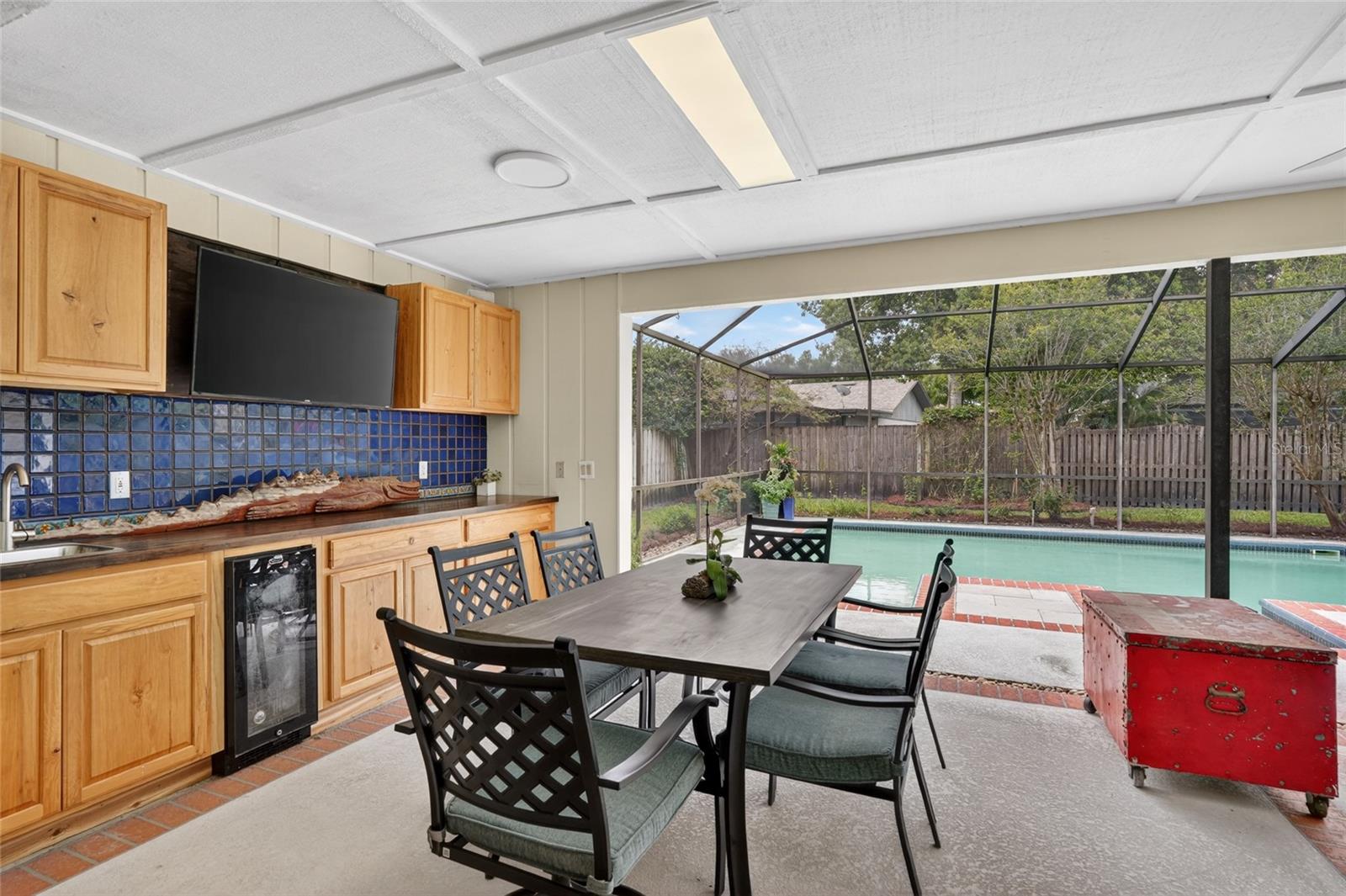 LAKE MAGDALENE MANORS - Residential