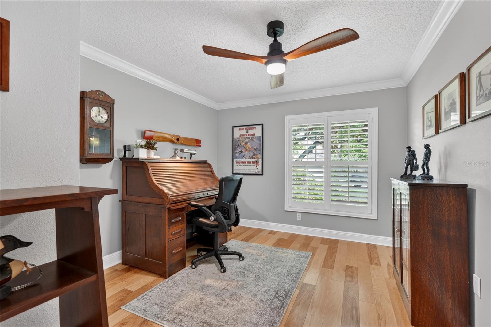 LAKE MAGDALENE MANORS - Residential