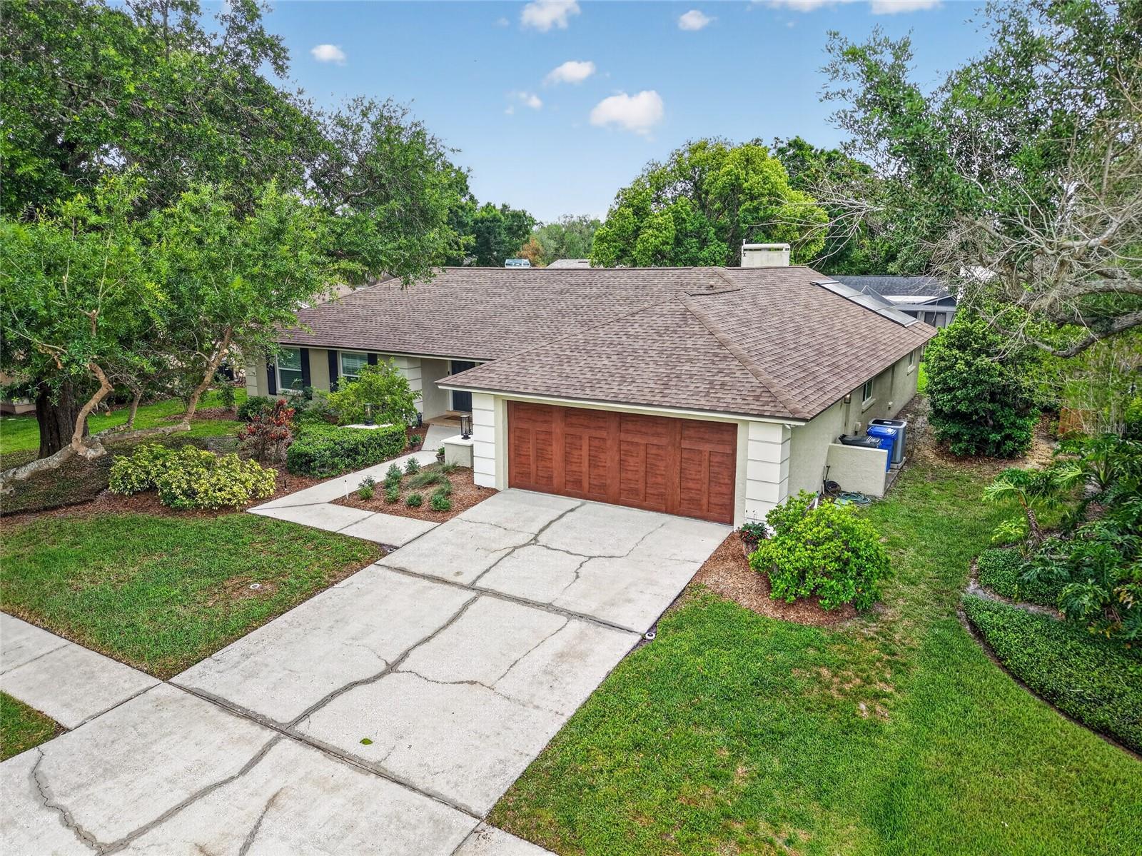 LAKE MAGDALENE MANORS - Residential