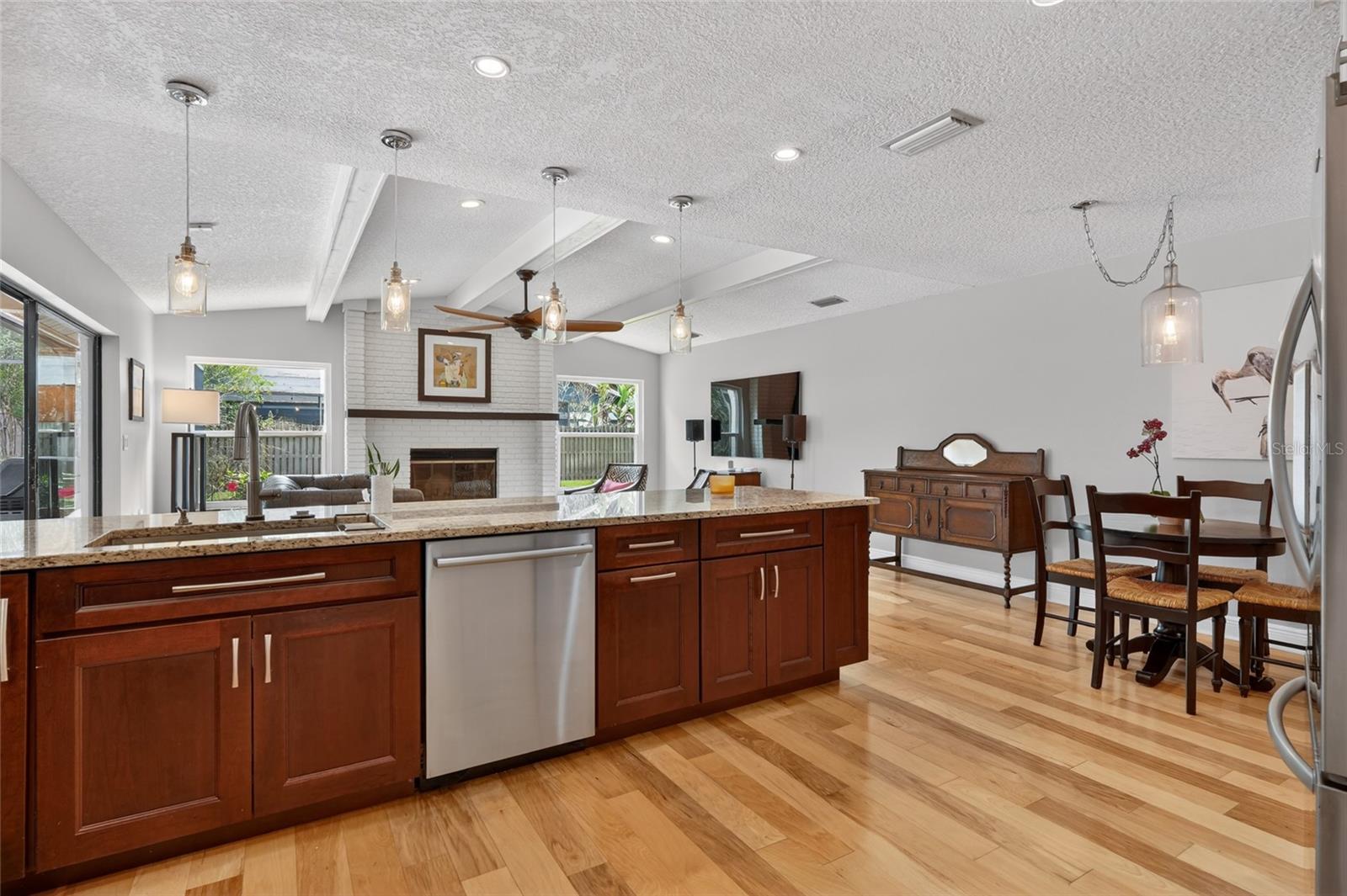 LAKE MAGDALENE MANORS - Residential