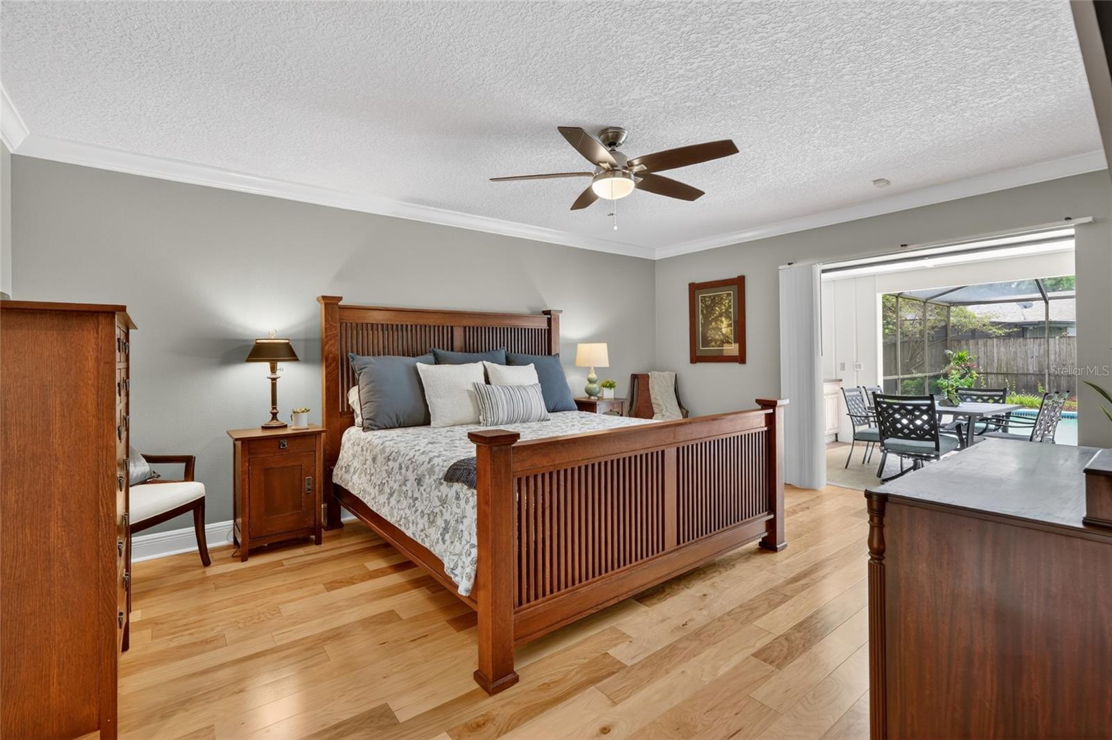 LAKE MAGDALENE MANORS - Residential