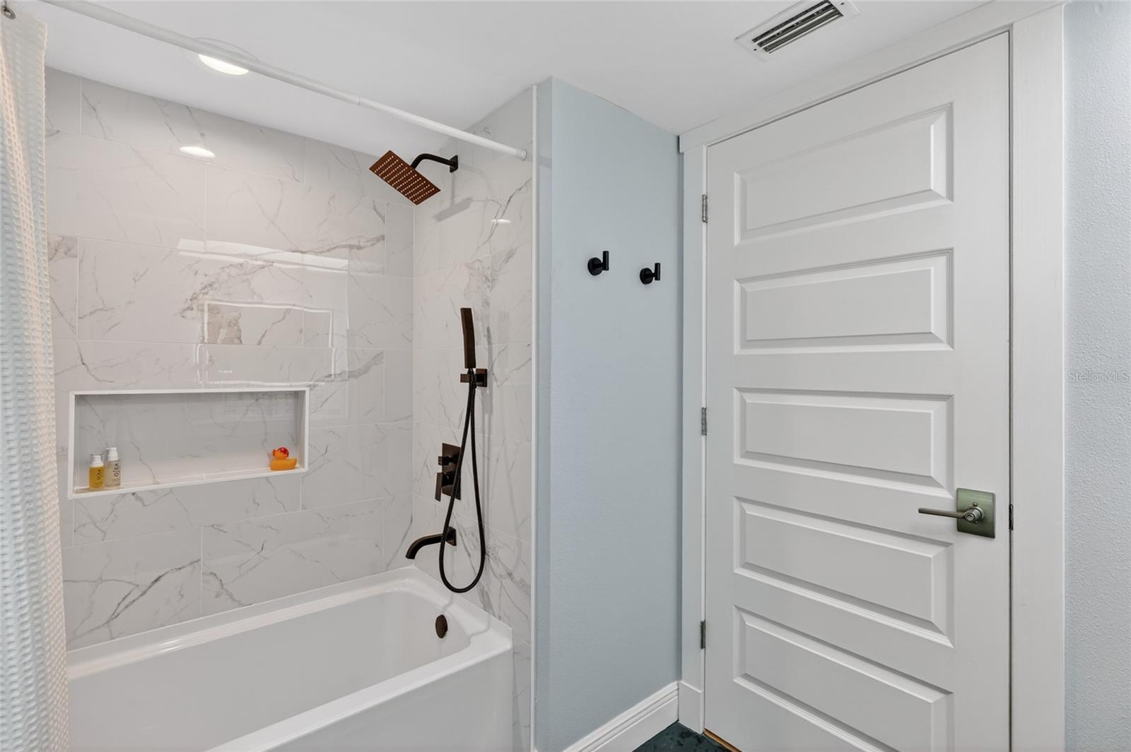 LAKE MAGDALENE MANORS - Residential