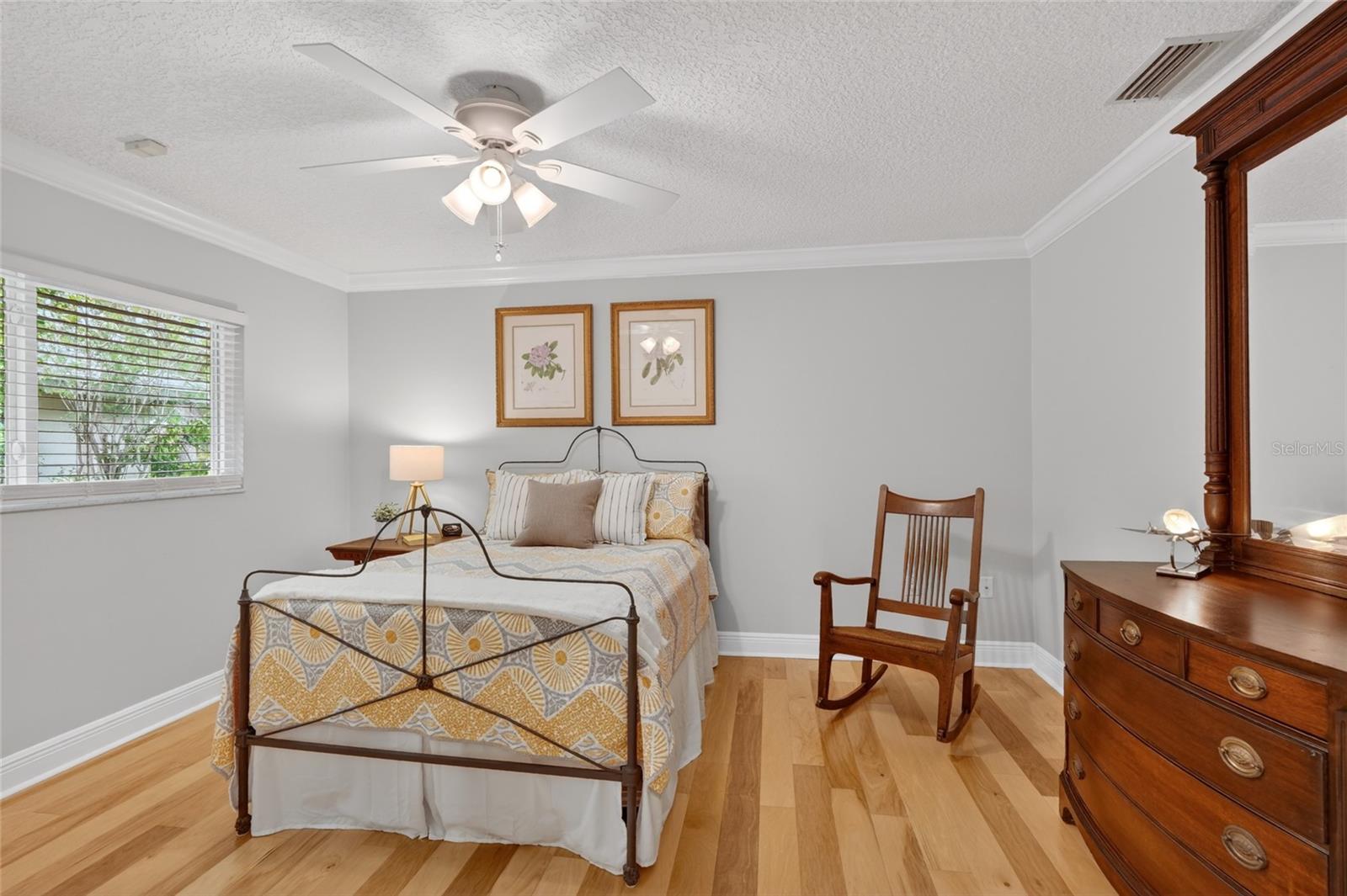 LAKE MAGDALENE MANORS - Residential