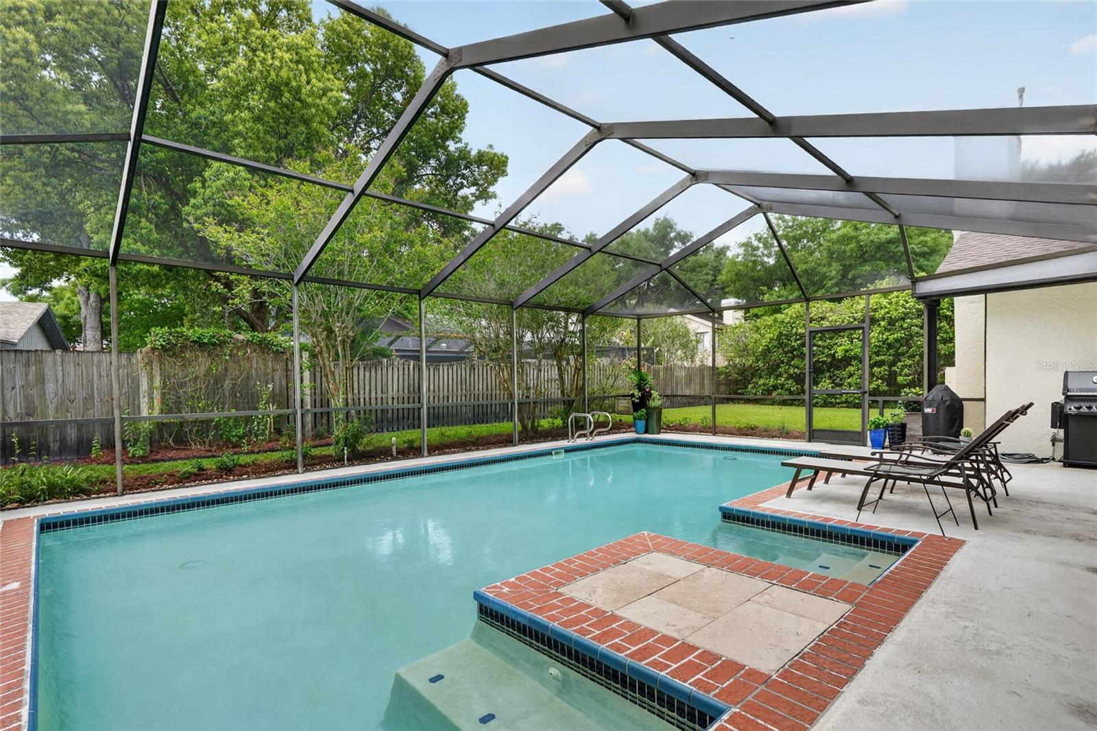 LAKE MAGDALENE MANORS - Residential