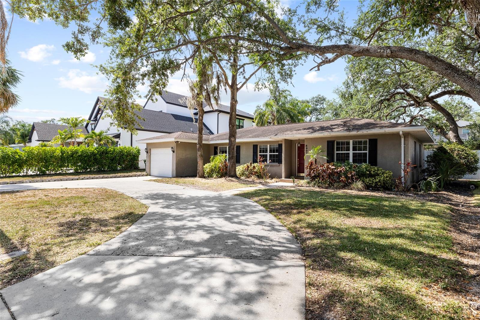 3907 W AZEELE STREET