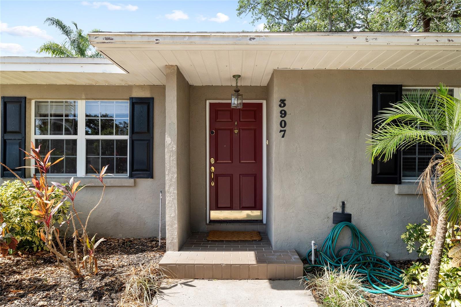 3907 W AZEELE STREET