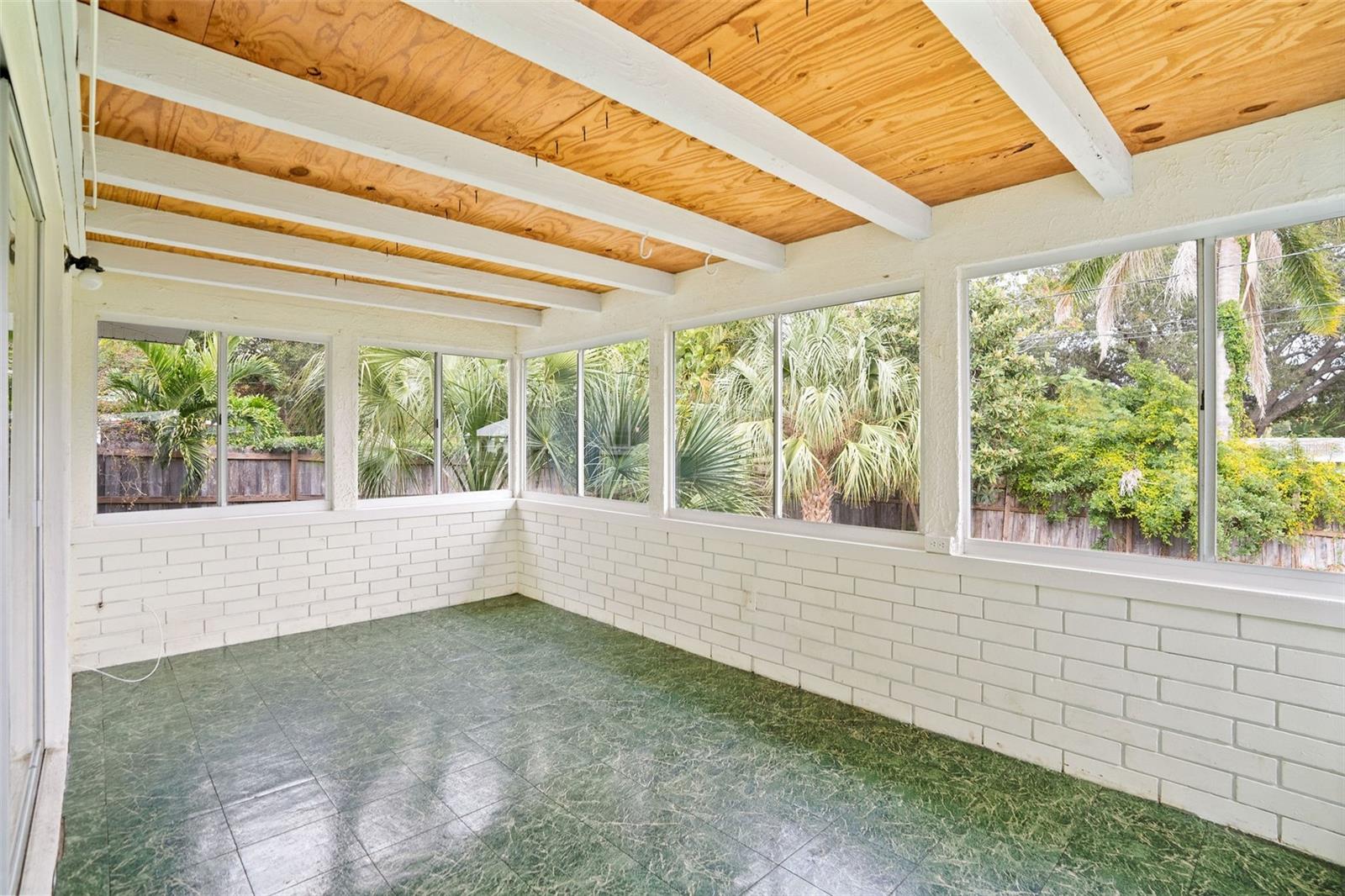 BROOKHILL - Residential Lease