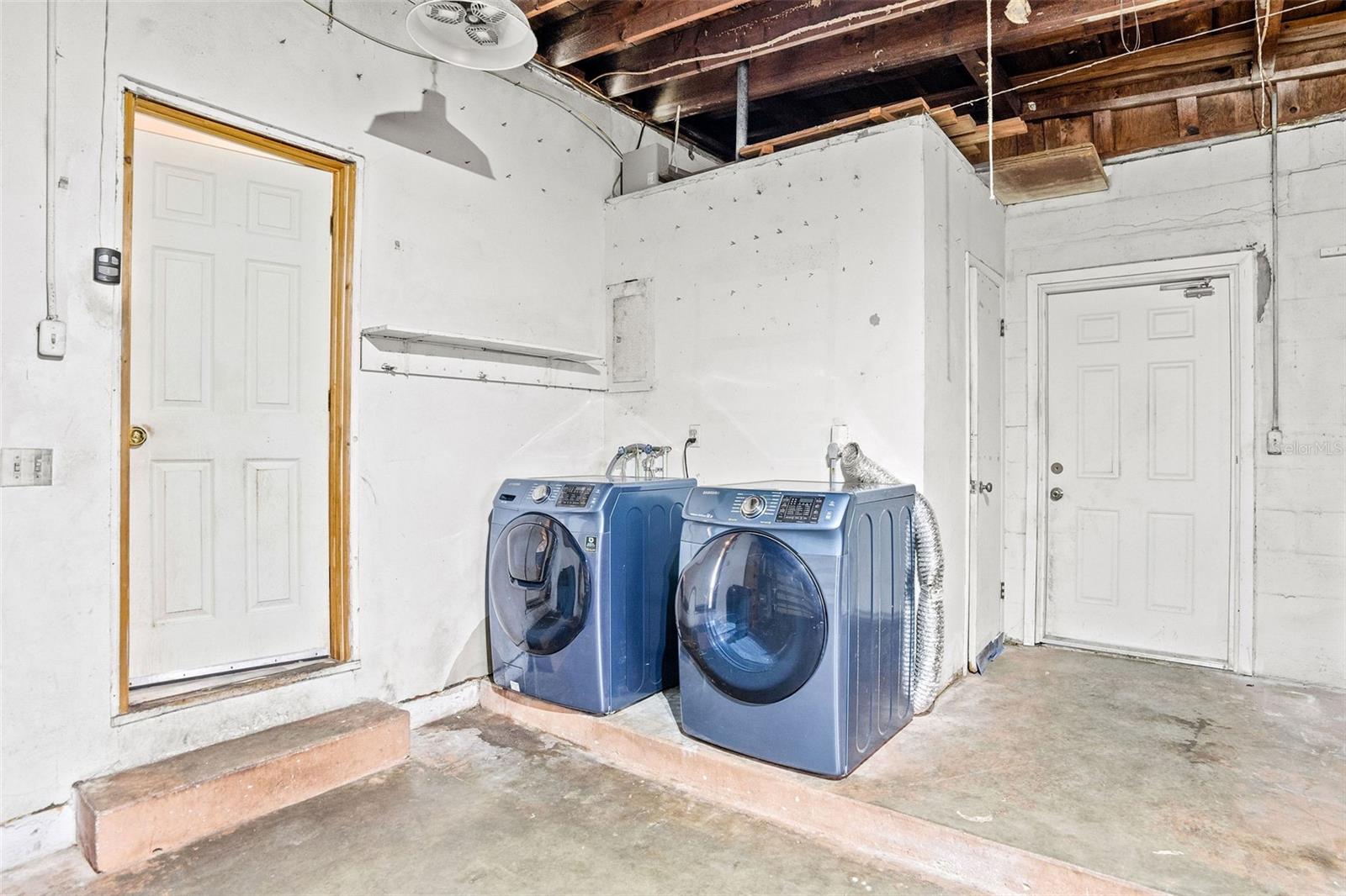 BROOKHILL - Residential Lease