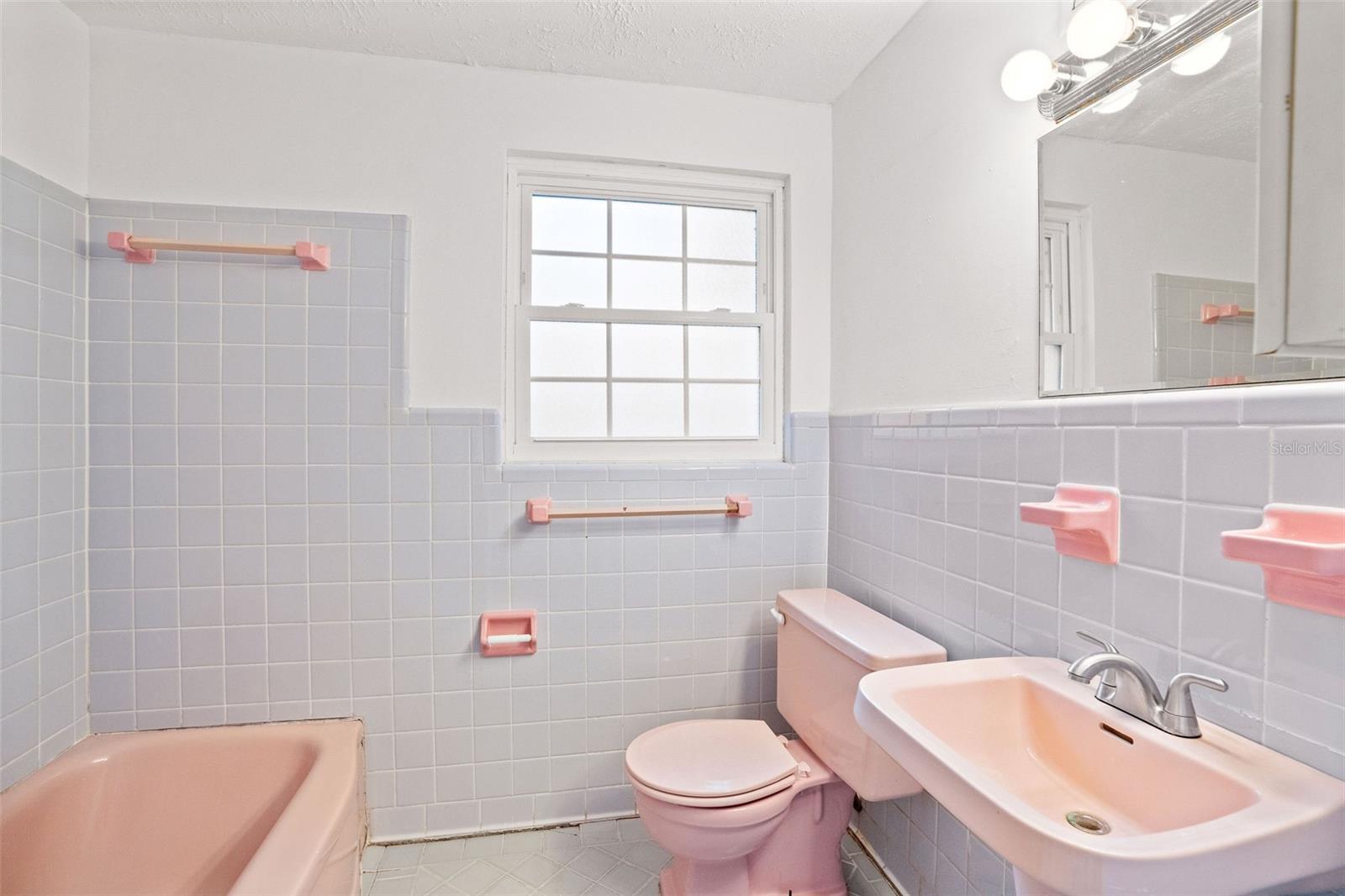 BROOKHILL - Residential Lease