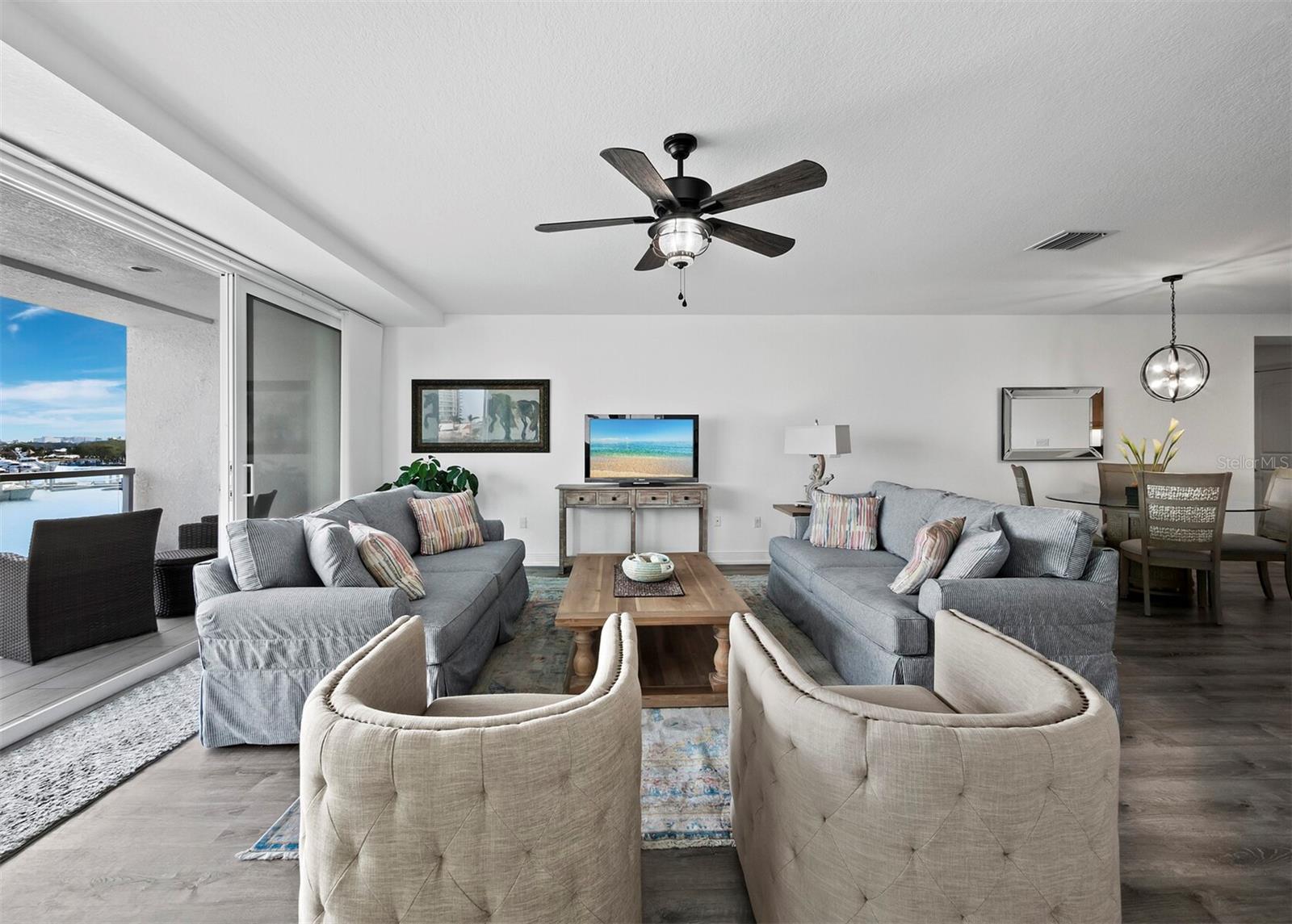 HARBOR VIEW ON GOLDEN GATE POINT - Residential