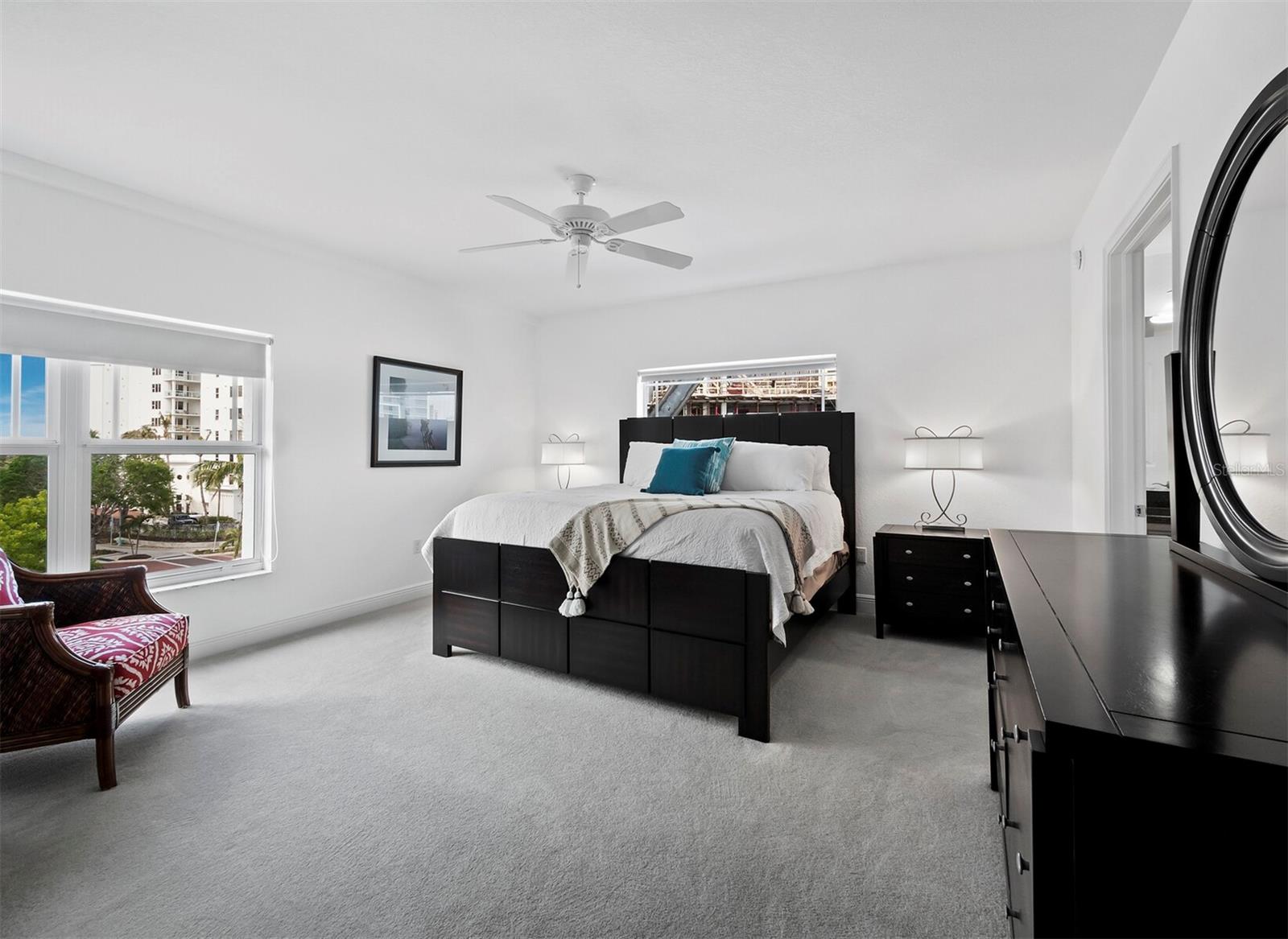 HARBOR VIEW ON GOLDEN GATE POINT - Residential