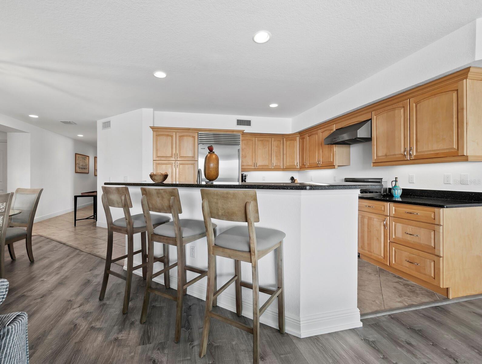 HARBOR VIEW ON GOLDEN GATE POINT - Residential