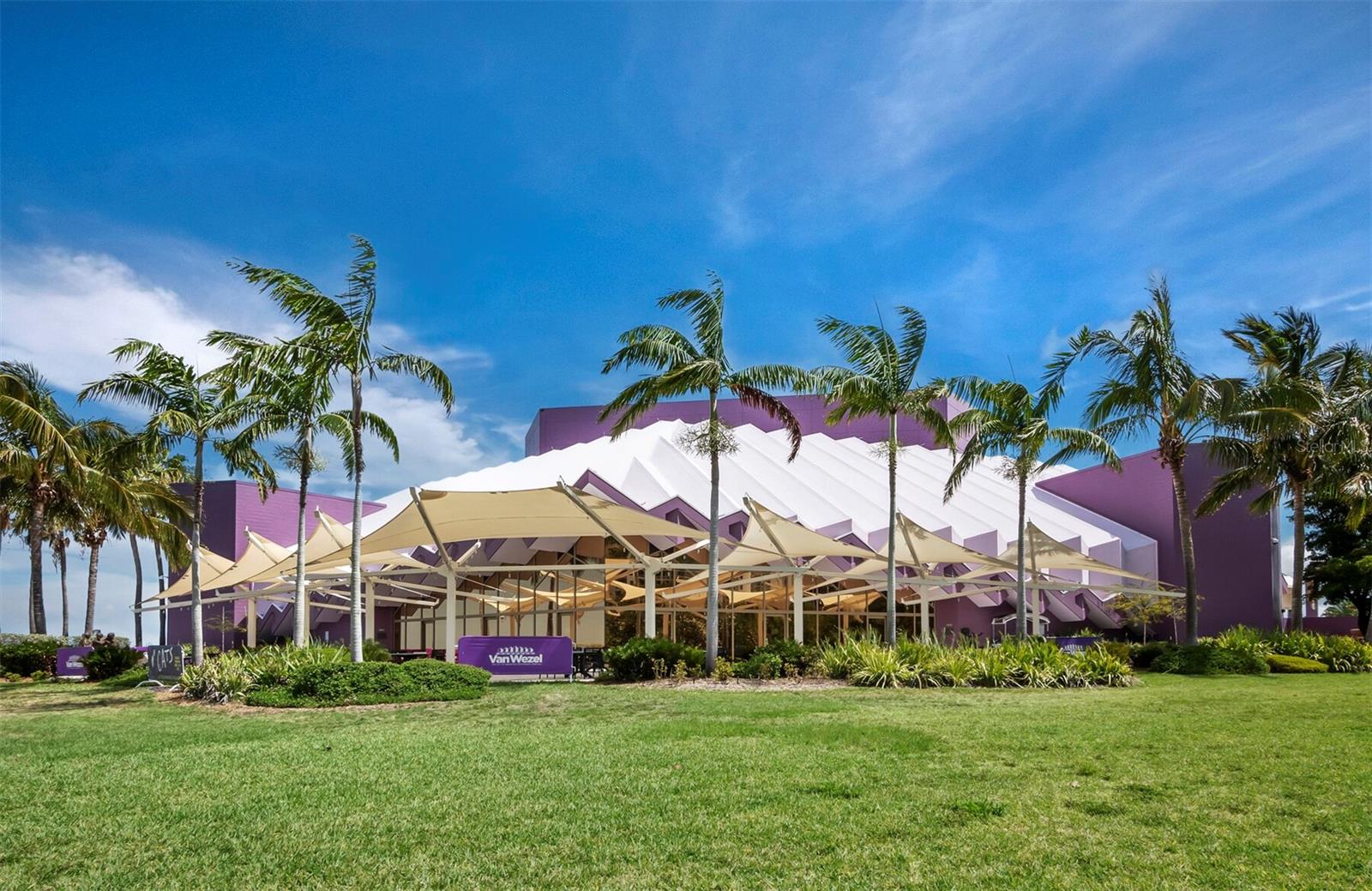 HARBOR VIEW ON GOLDEN GATE POINT - Residential
