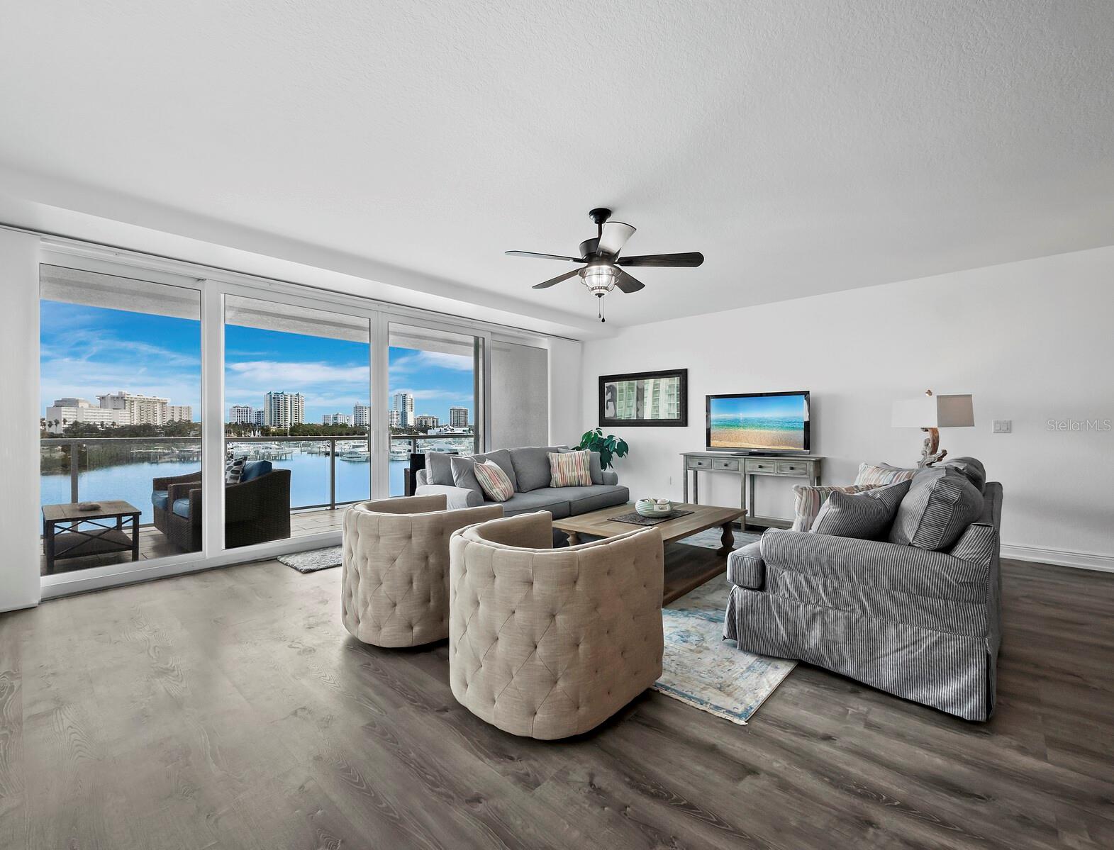 HARBOR VIEW ON GOLDEN GATE POINT - Residential