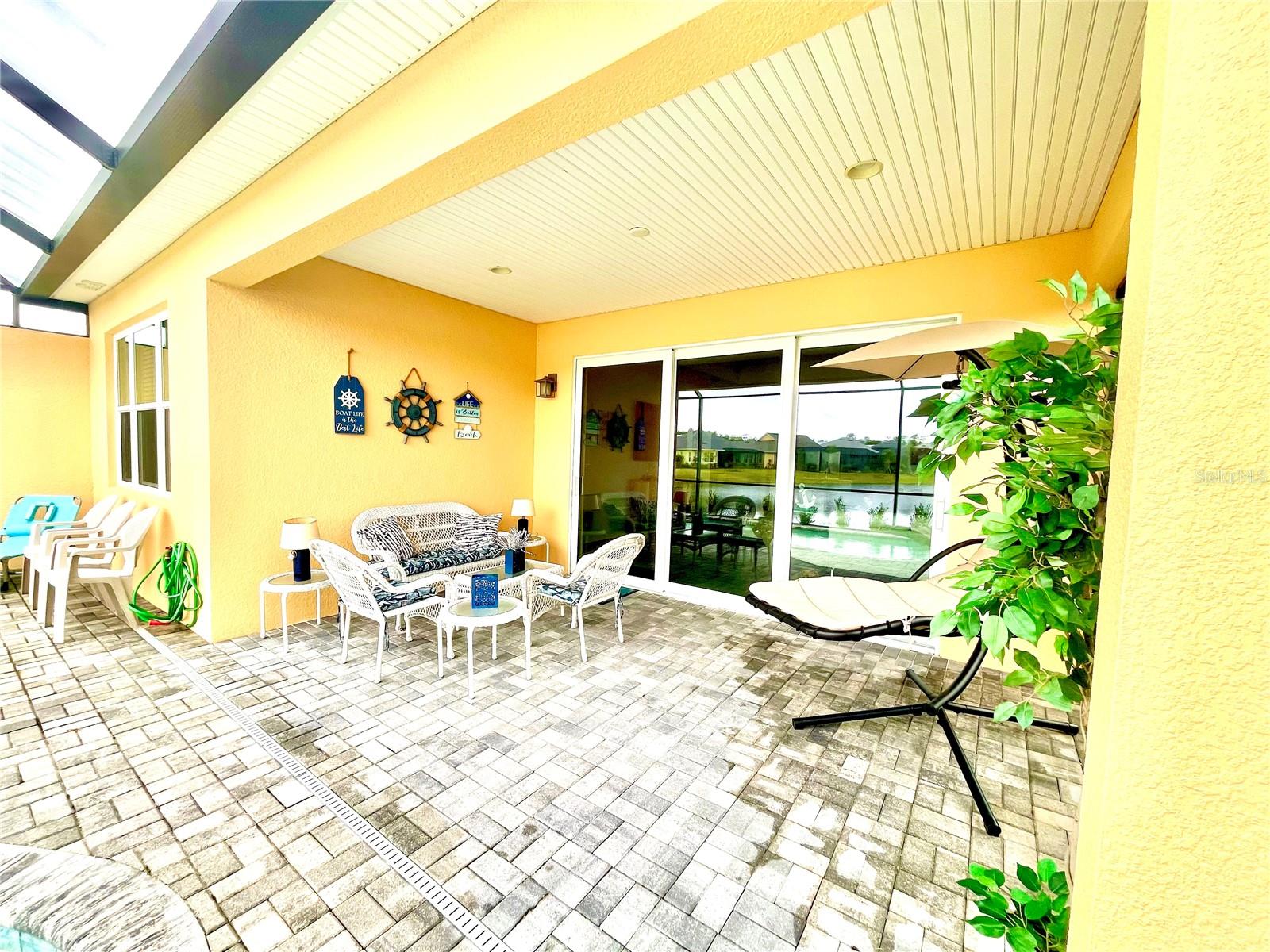 LATITUDE MARGARITAVILLE - Residential Lease