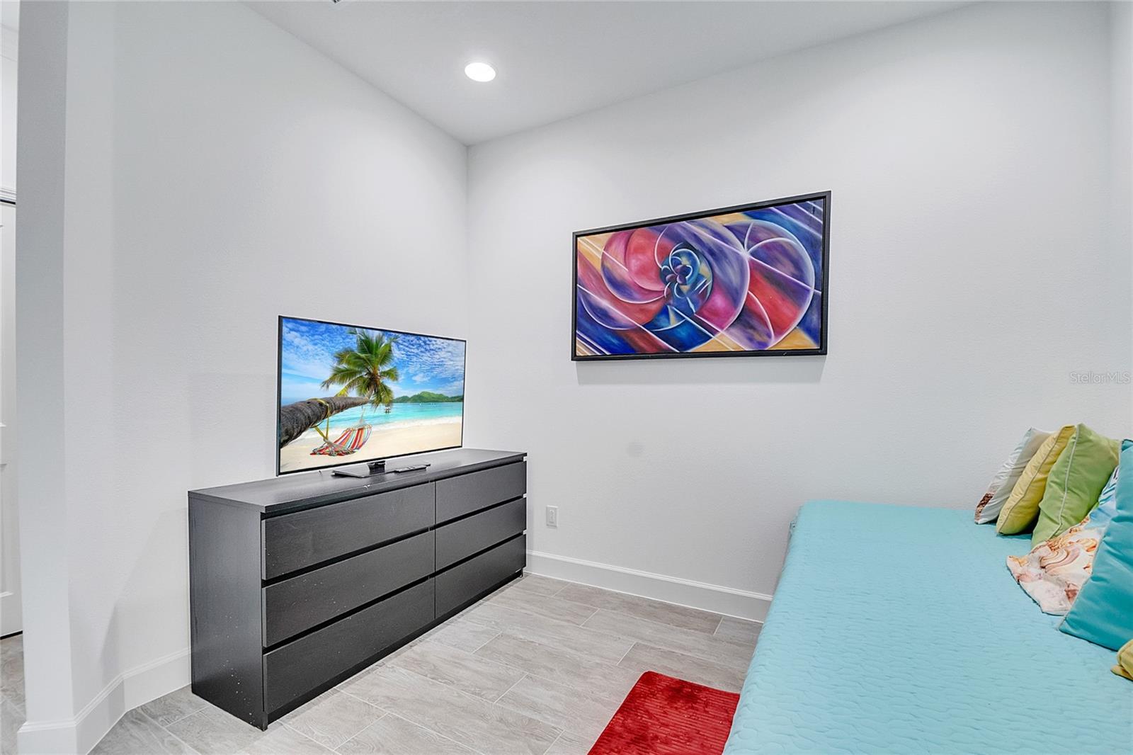 LATITUDE MARGARITAVILLE - Residential Lease