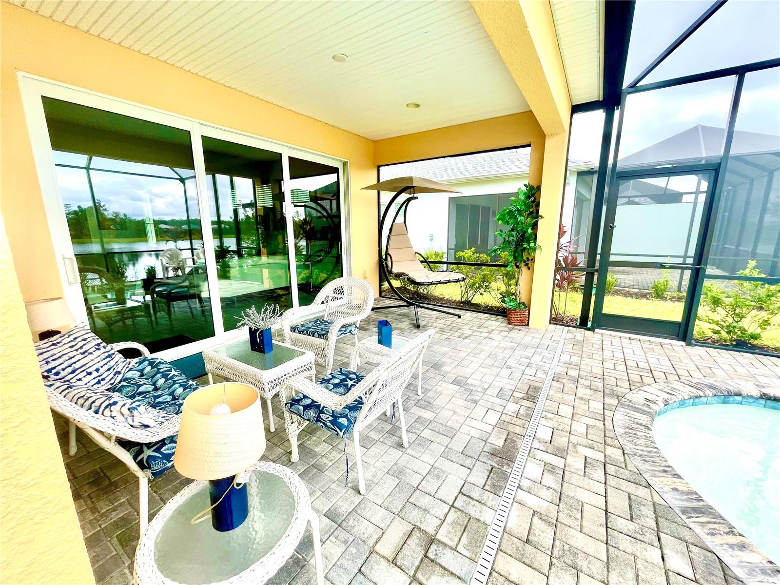 LATITUDE MARGARITAVILLE - Residential Lease