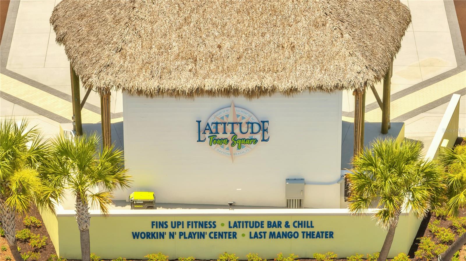 LATITUDE MARGARITAVILLE - Residential Lease