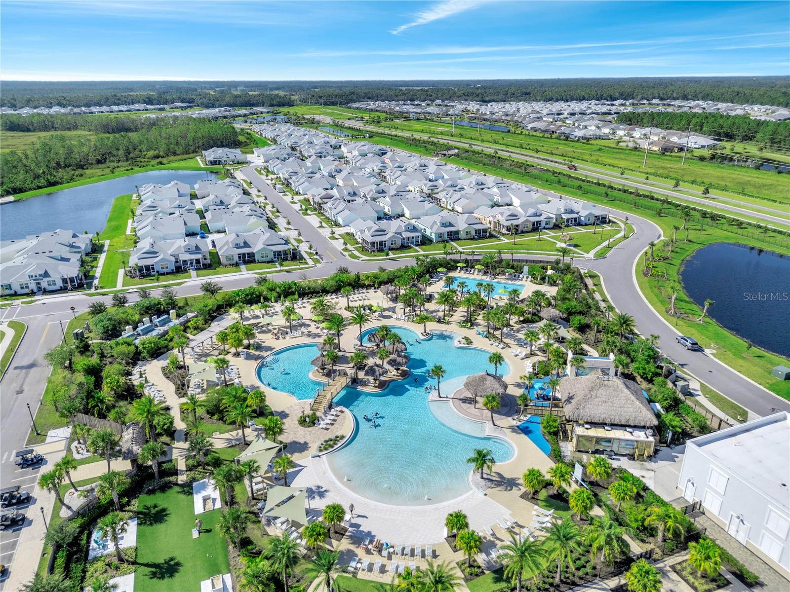 LATITUDE MARGARITAVILLE - Residential Lease