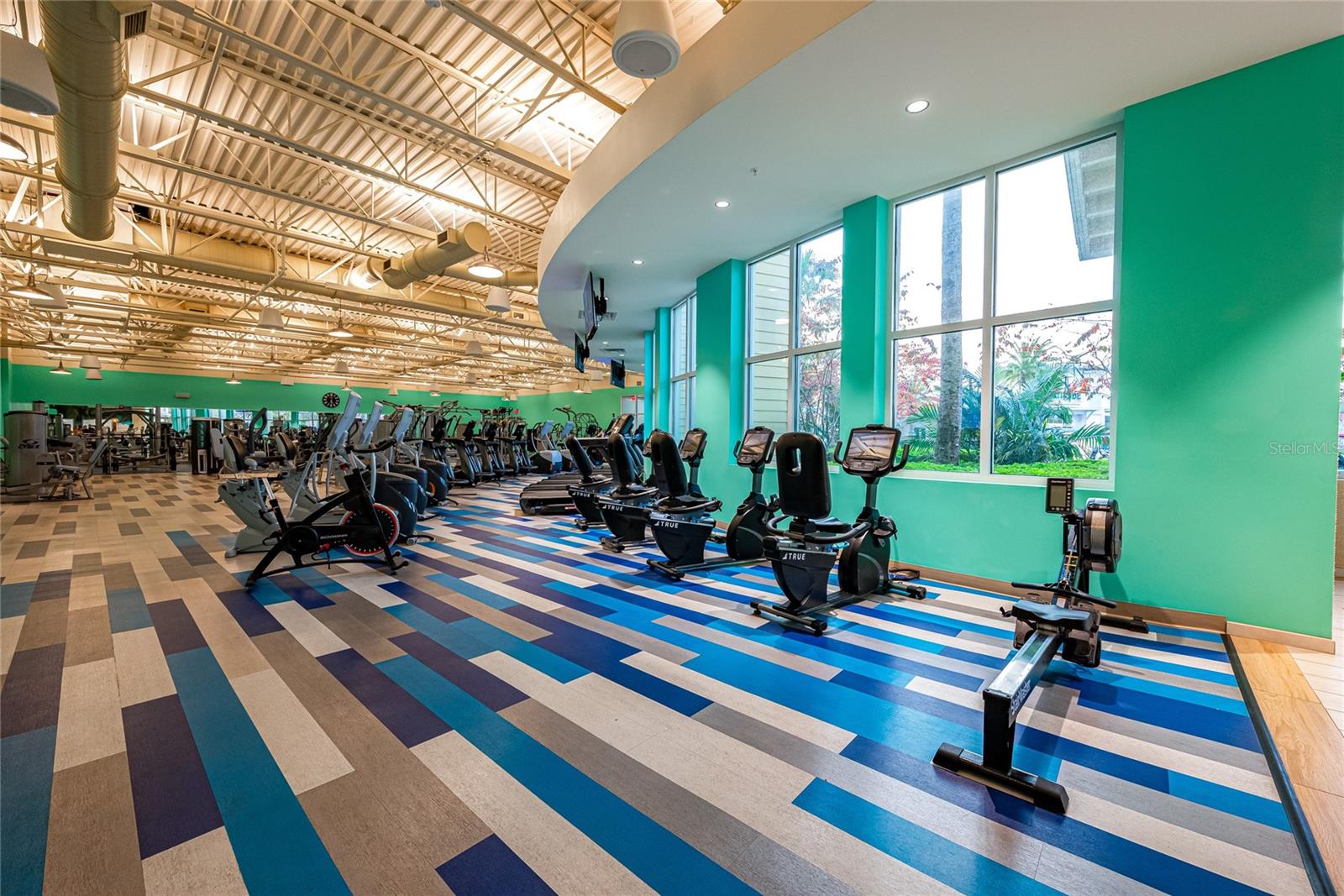 LATITUDE MARGARITAVILLE - Residential Lease