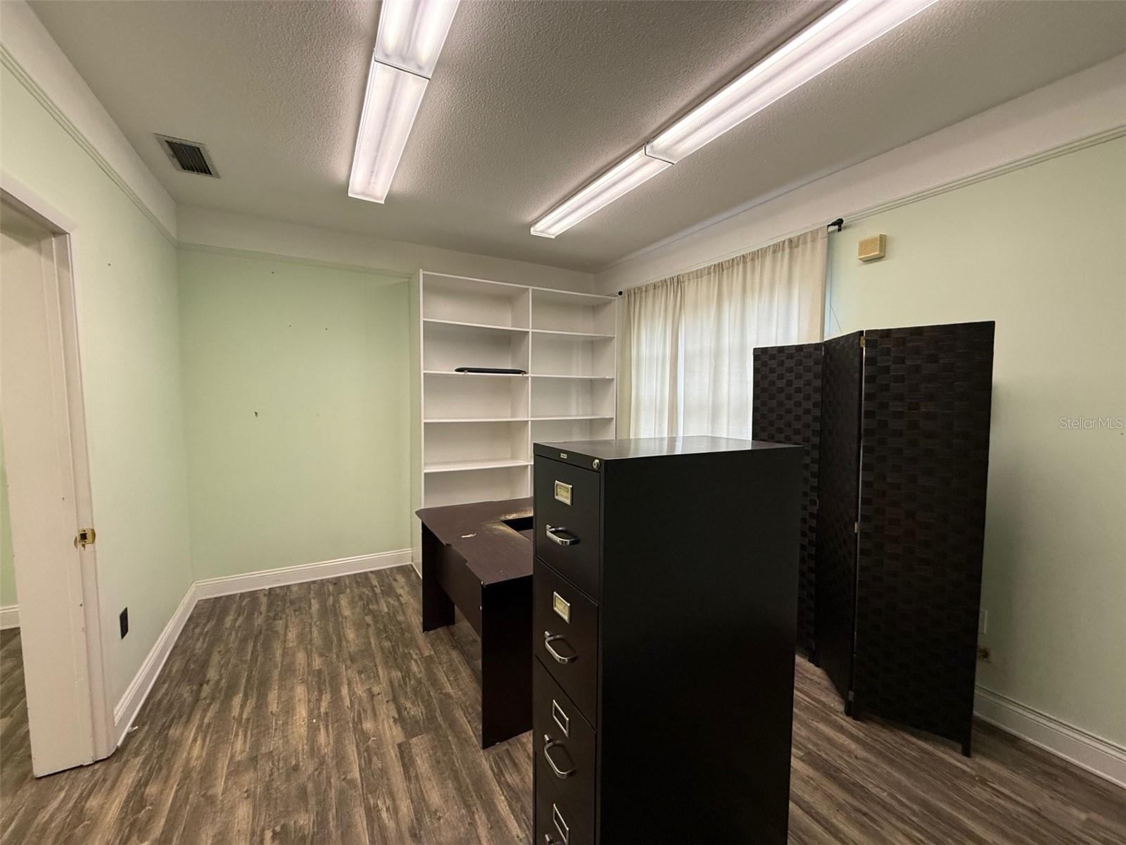 OCALI CENTER - Commercial Lease