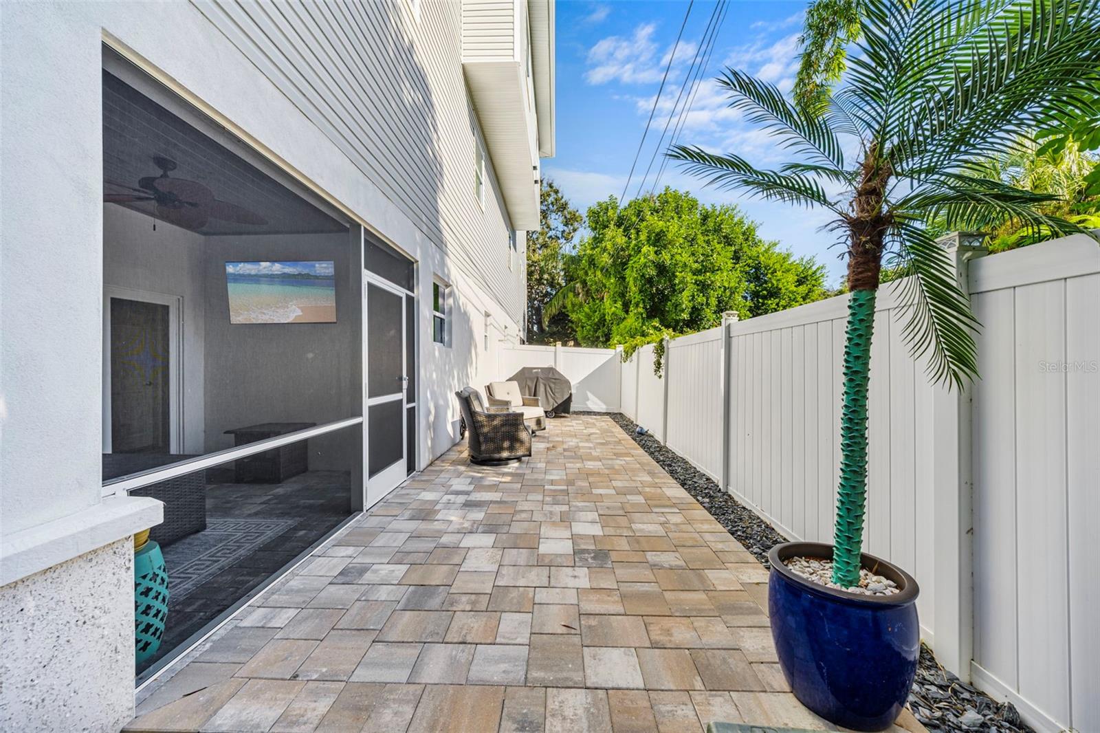 DOUGLAS PLACE - Residential