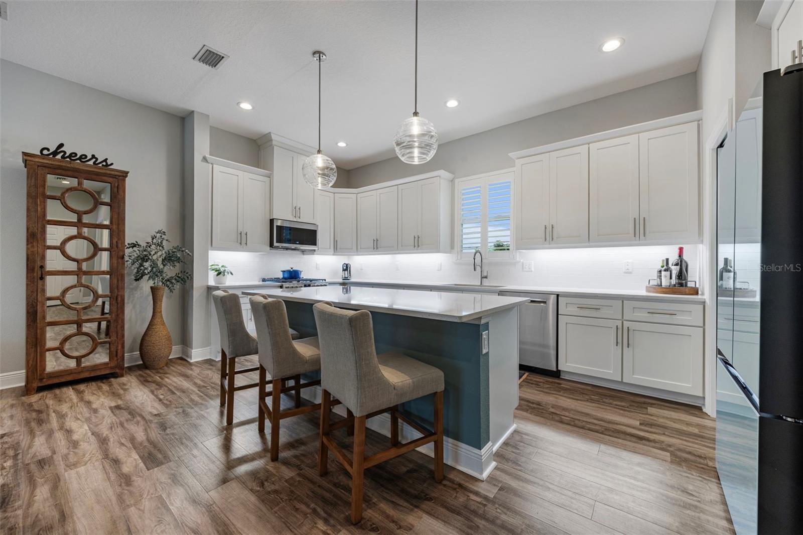 DOUGLAS PLACE - Residential