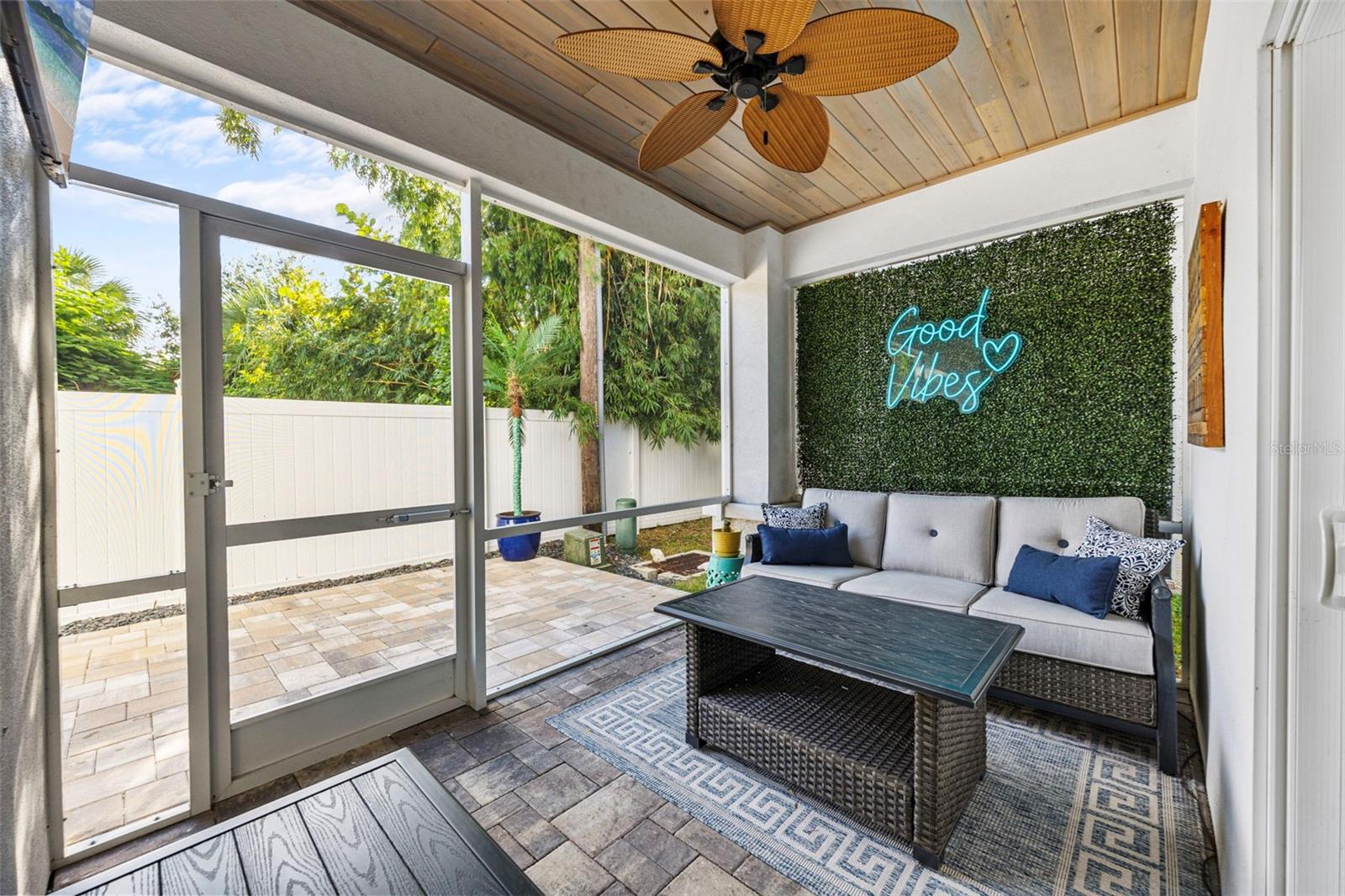 DOUGLAS PLACE - Residential