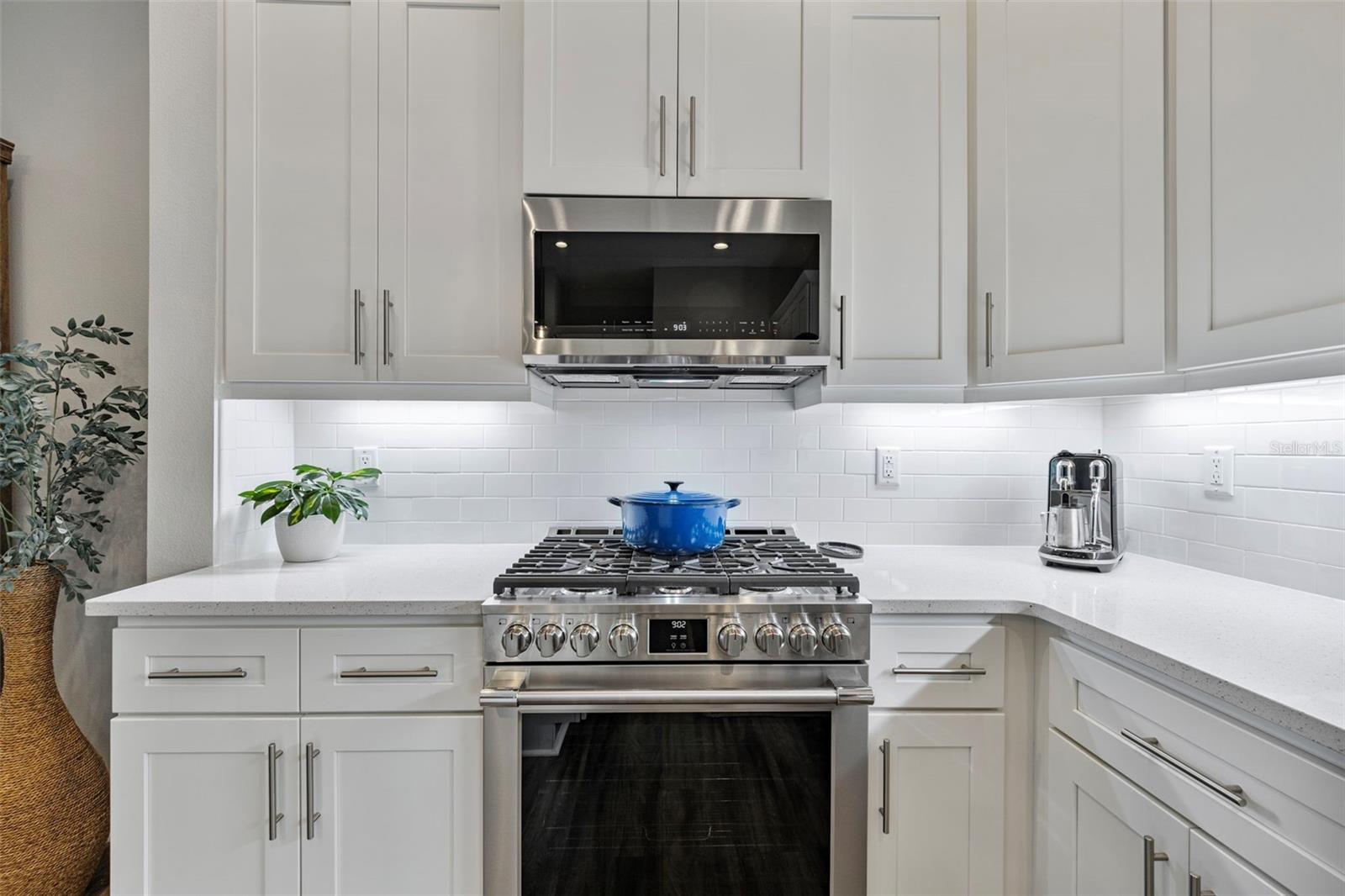 DOUGLAS PLACE - Residential