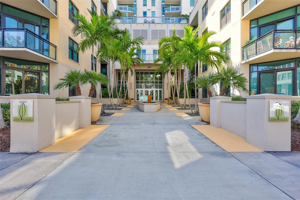 Photo of 400 4th Avenue S #707, St Petersburg, FL 33701 (MLS # TB8434150)