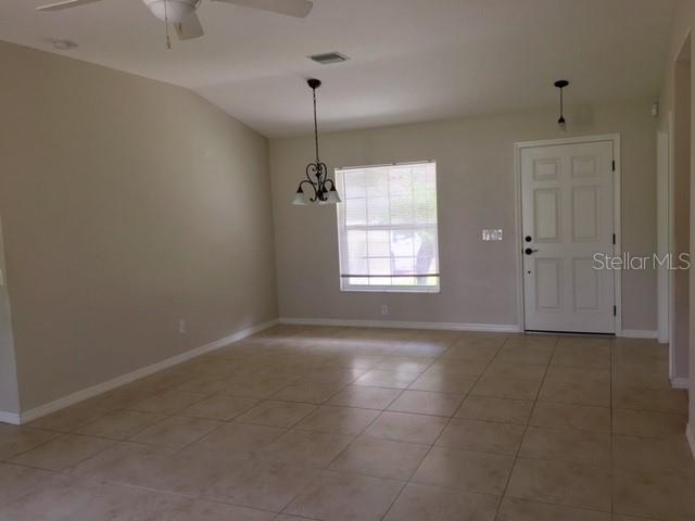 SOUTH VENICE - Residential Lease