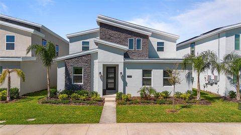 Photo of 9190 Sommerset Hills Drive, Davenport, FL 33896 (MLS # S5137682)