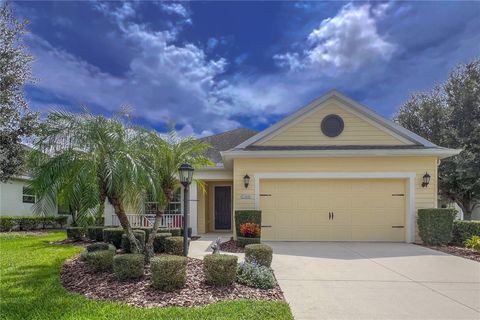 A home in PARRISH