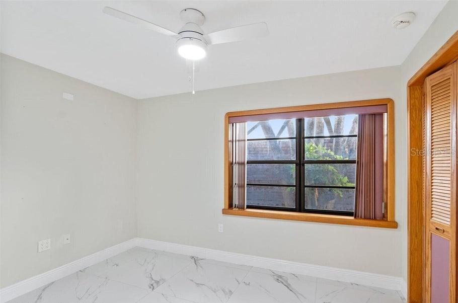 MILFORD POINT BEACH SUBD - Residential