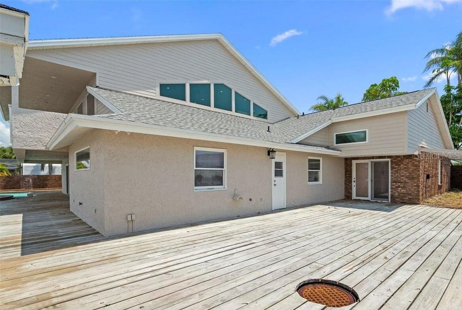 MILFORD POINT BEACH SUBD - Residential