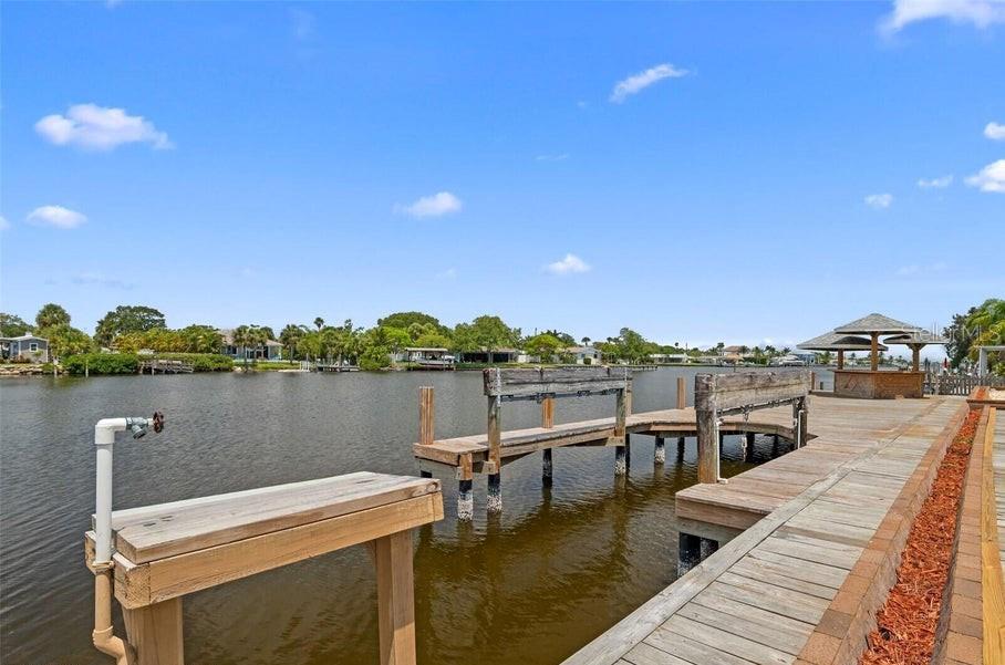MILFORD POINT BEACH SUBD - Residential