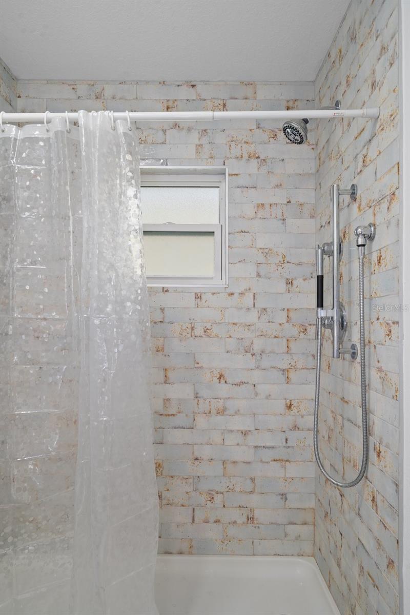 TIMBER OAKS - Residential