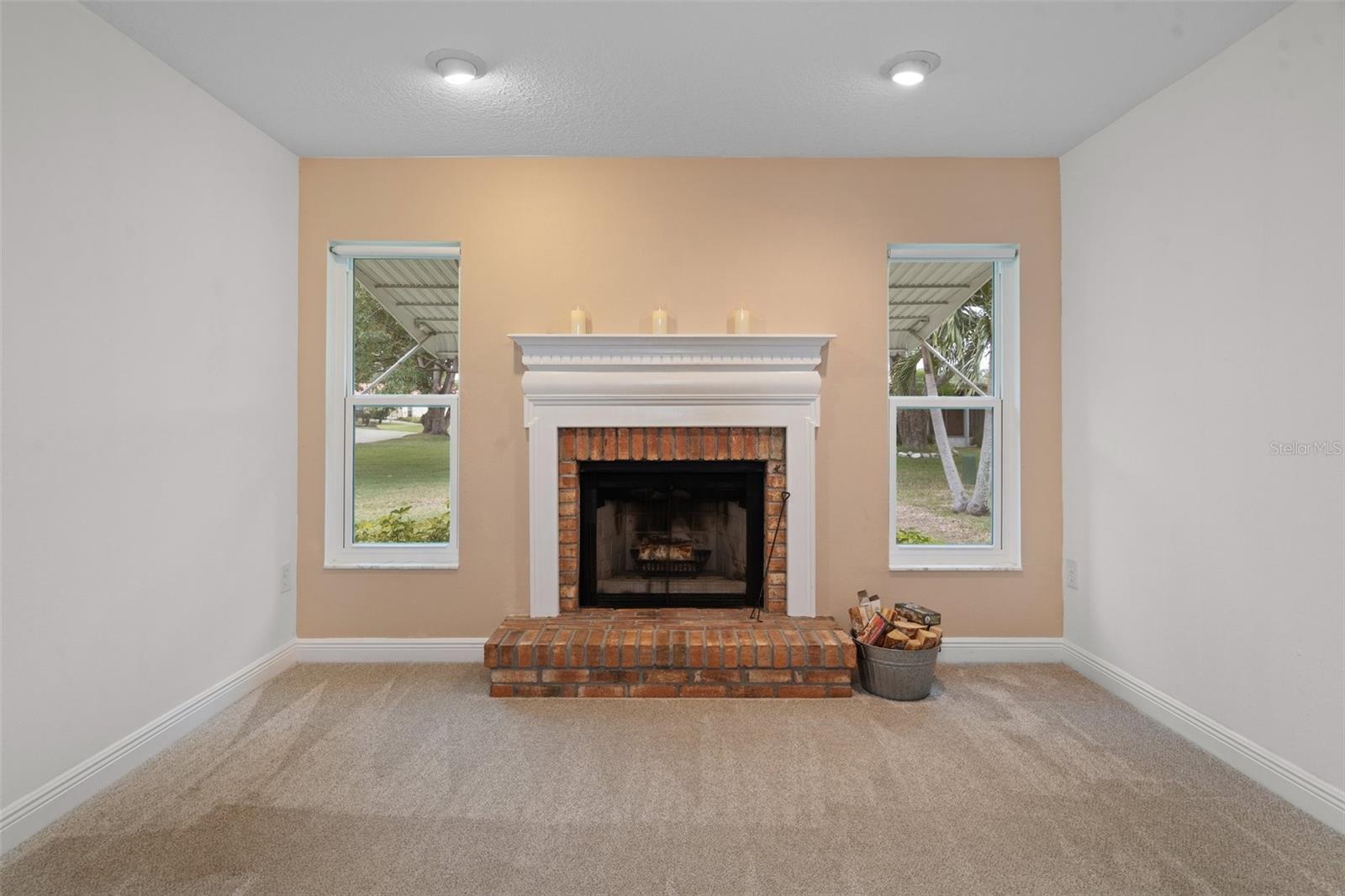 TIMBER OAKS - Residential