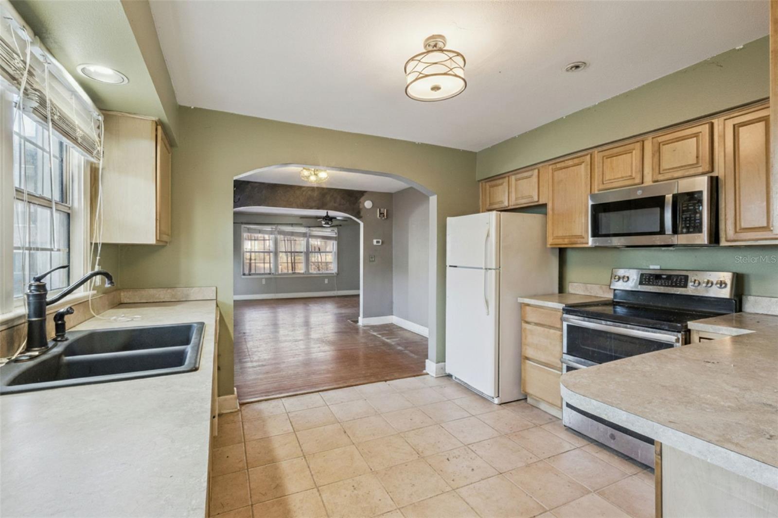 EUSTIS MORNINGVIEW SUB - Residential