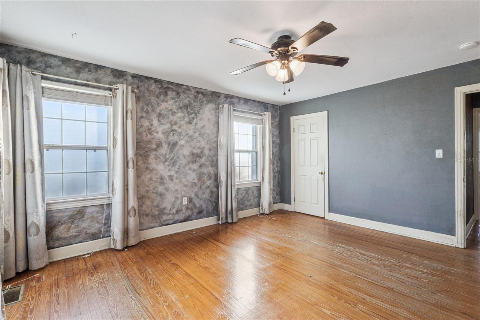 EUSTIS MORNINGVIEW SUB - Residential