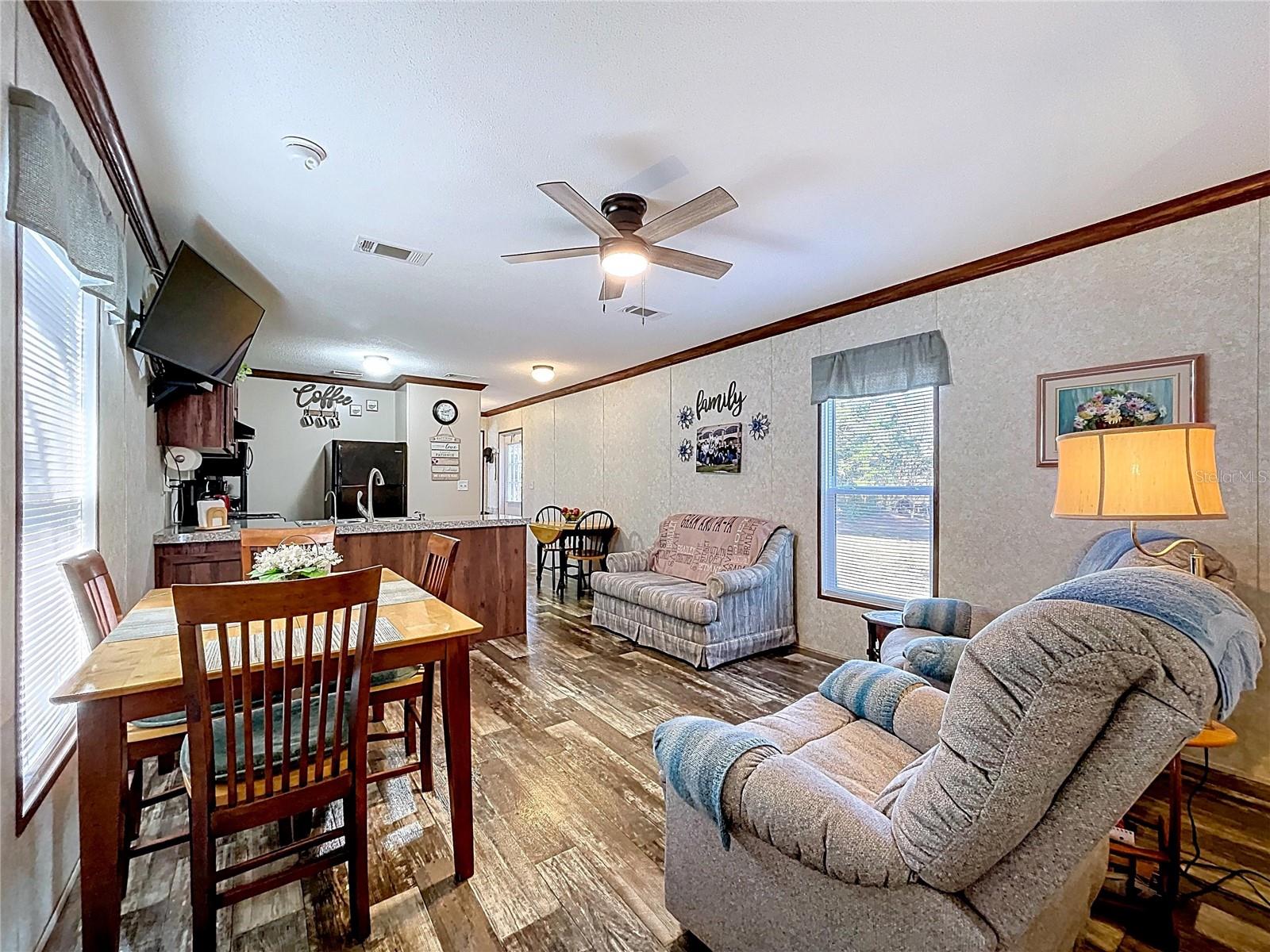 PARKWOOD ACRES - Residential