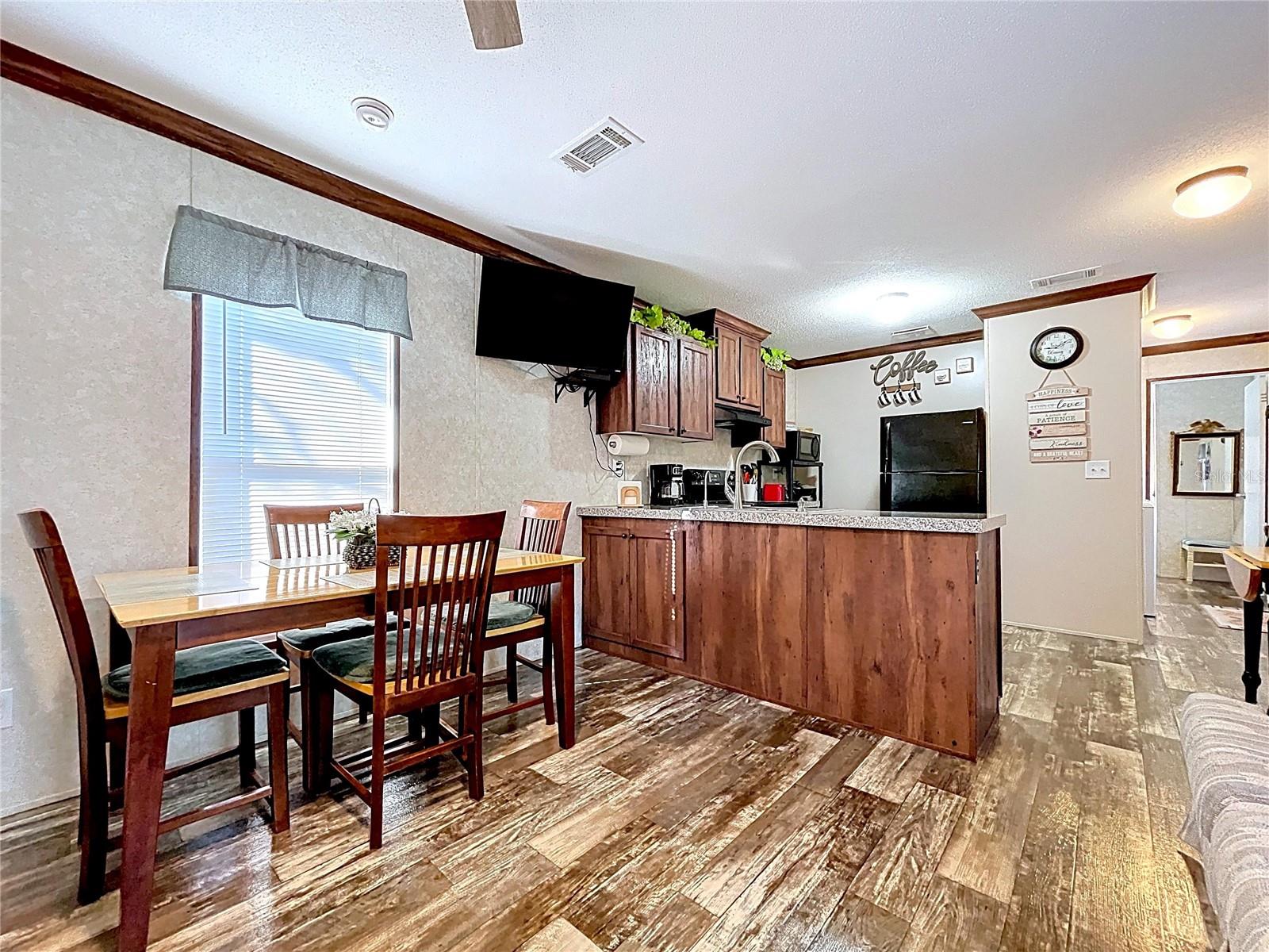 PARKWOOD ACRES - Residential