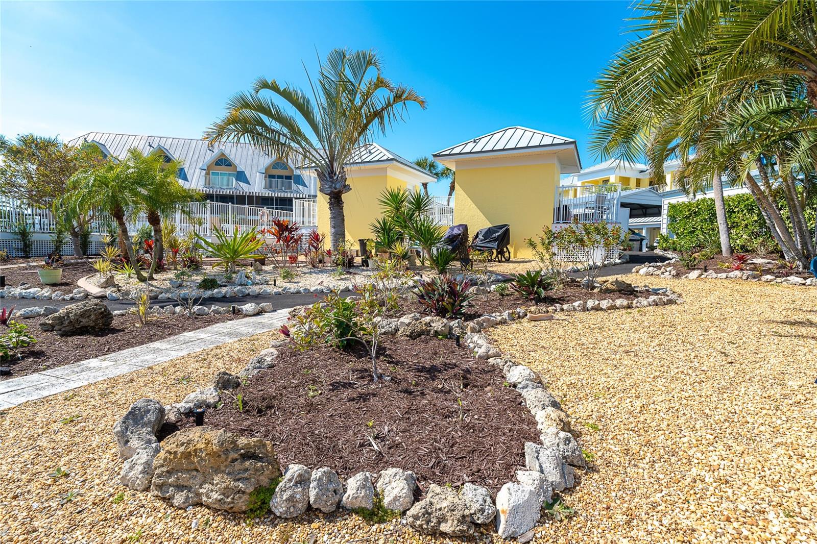 LANDINGS ON LEMON BAY PH 02 - Residential